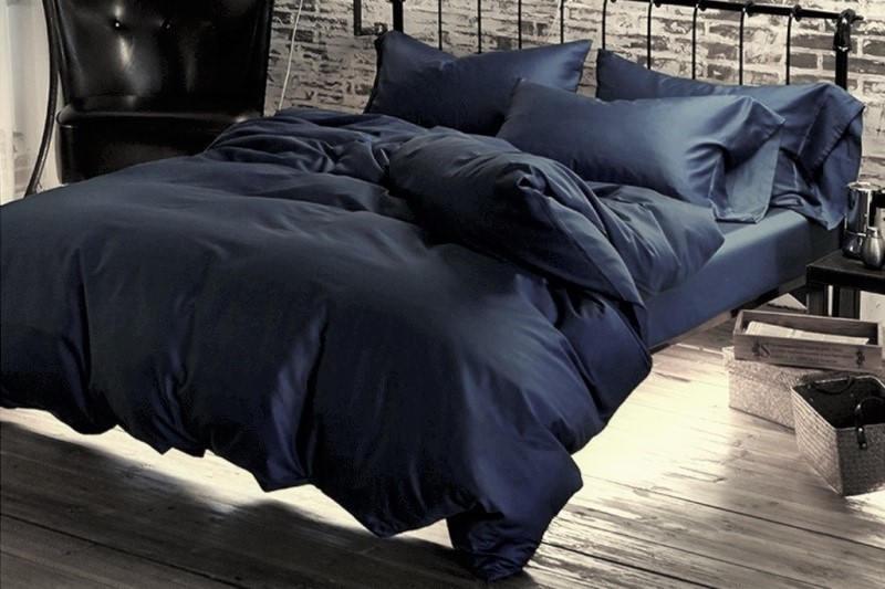 

Комплект постельного белья Царский Дом Classic blue сатин 180х215 см
