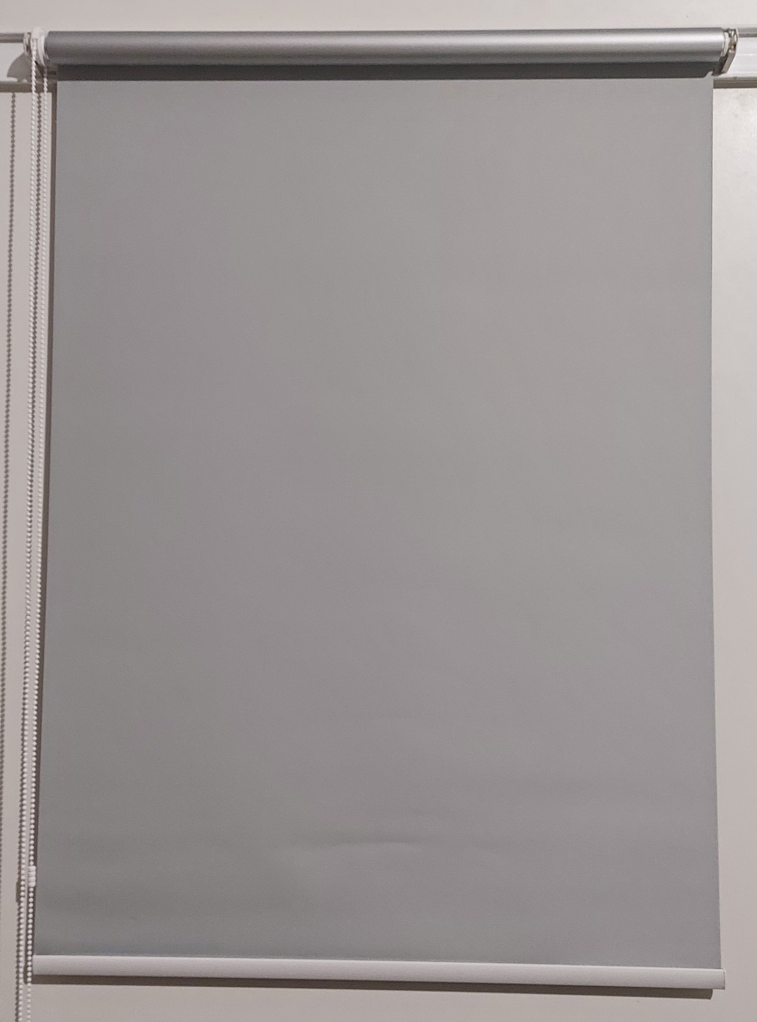 

Рулонная штора Miranda Бостон термоблэкаут 97,5*150 см Светло-серый Н-105-04