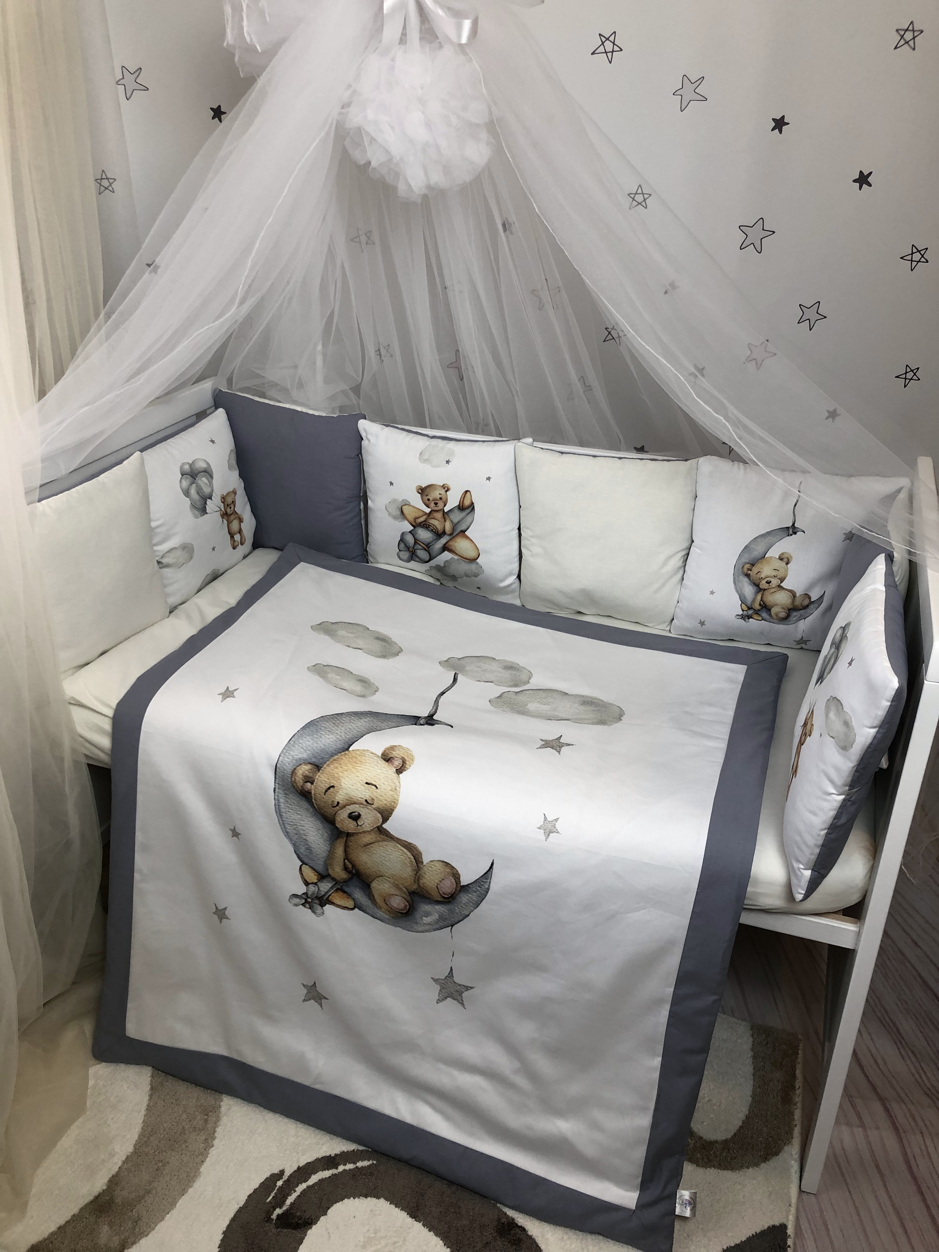 

Комплект постельного белья Baby Comfort Baby Bembi 8 элементов Мишка спящий на месяце