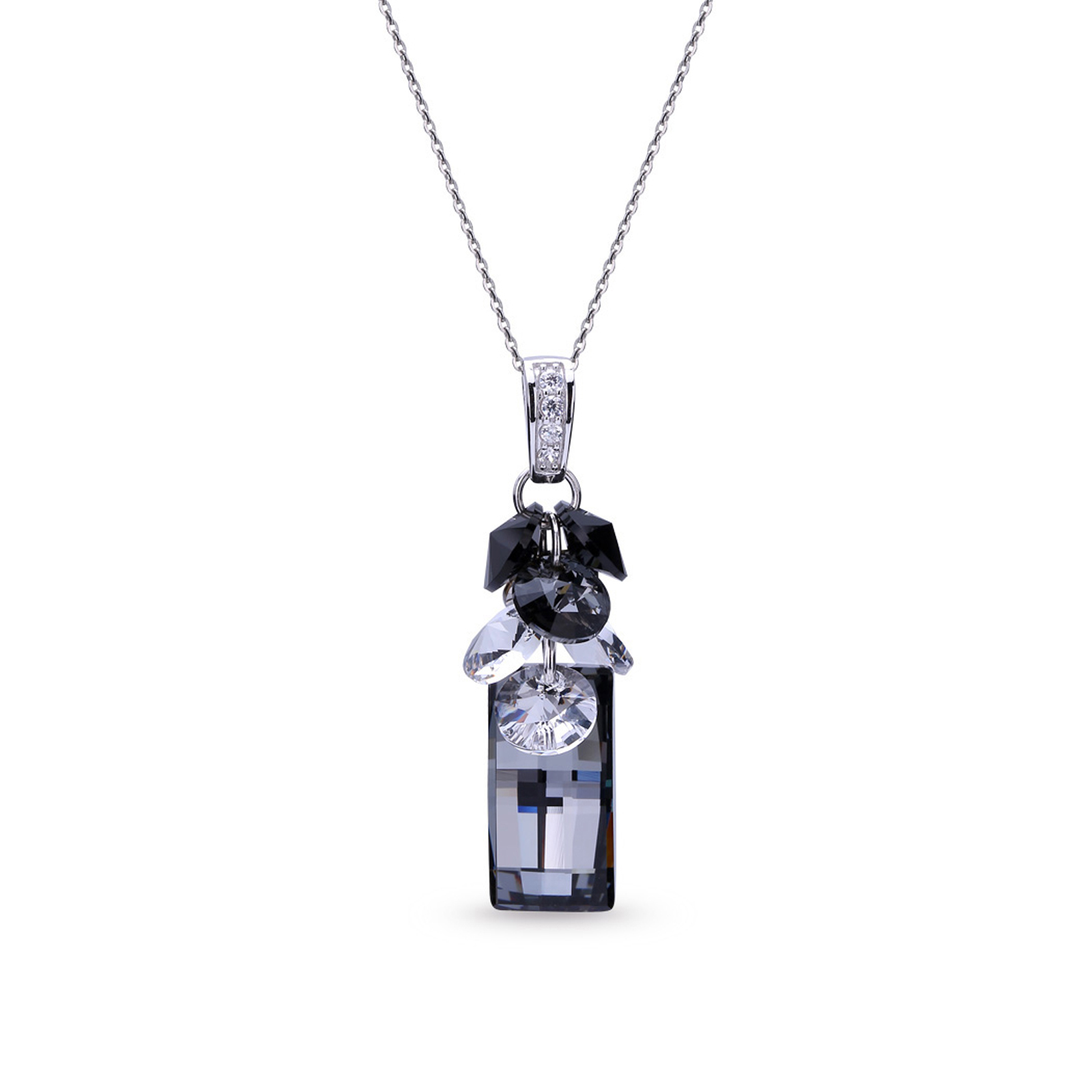 

Серебряный кулон c цепочкой SPARK Neka Dives со Swarovski модели NP6696SN