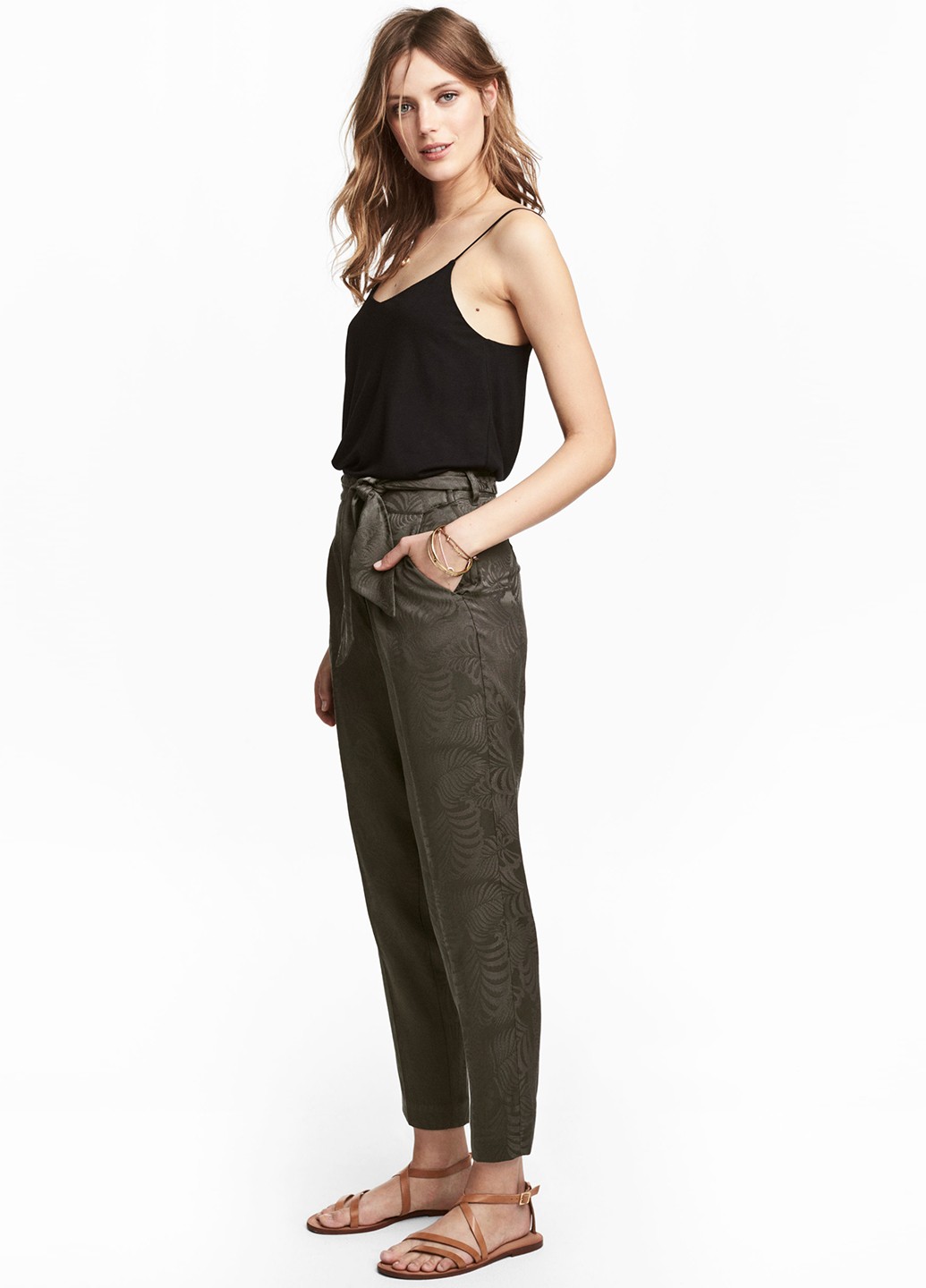 

Брюки H&M 32 Темный хаки 0498106_з_01