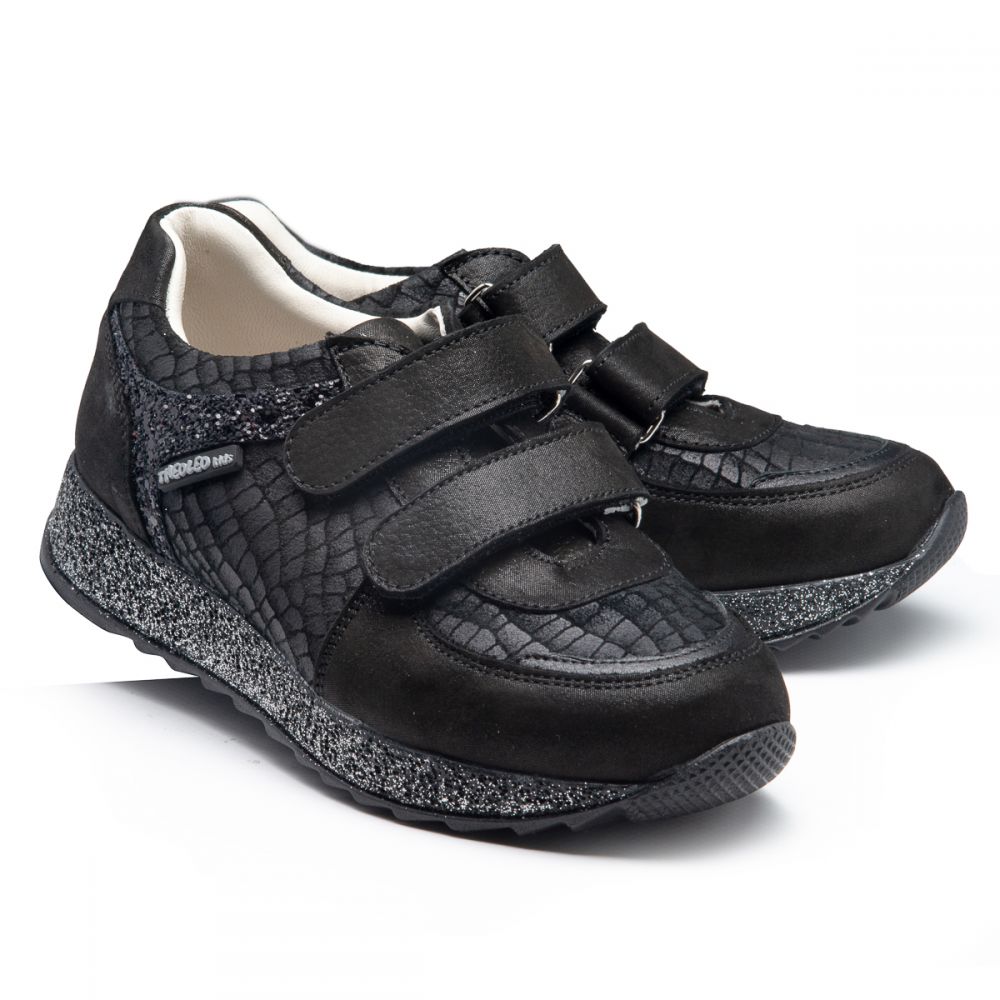 

Ортопедические кроссовки для девочки Theo Leo 944 (арт.LEO-944), Черный (38)