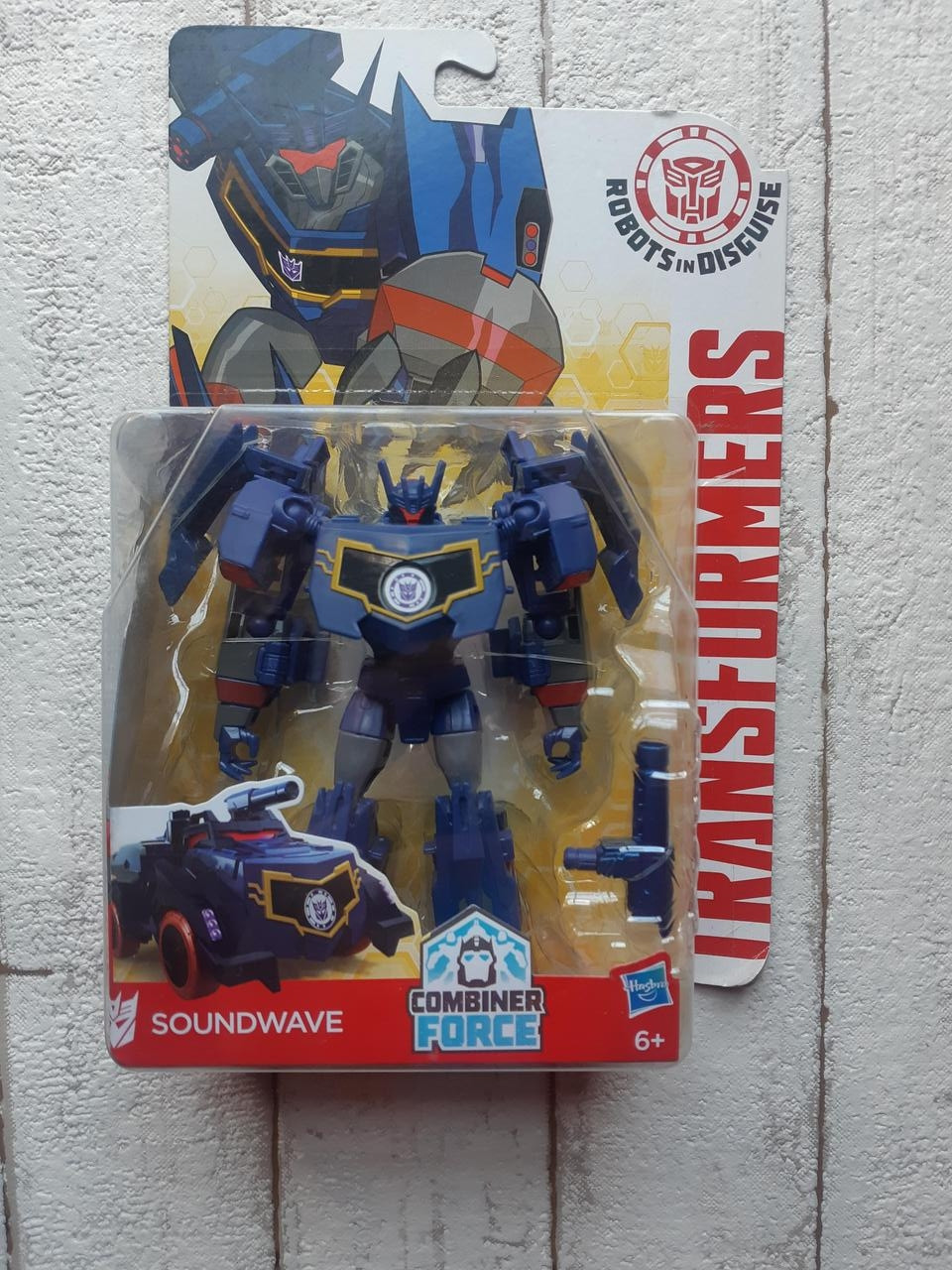 

трансформер Саундвэйв Боец Hasbro transformers B0070 C1080