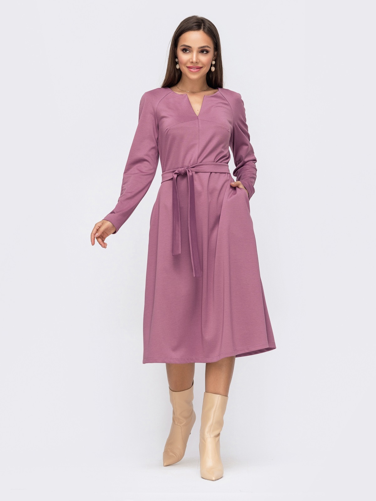 

Платье Maximoda ЕМО43509/1 48 фиолетовый