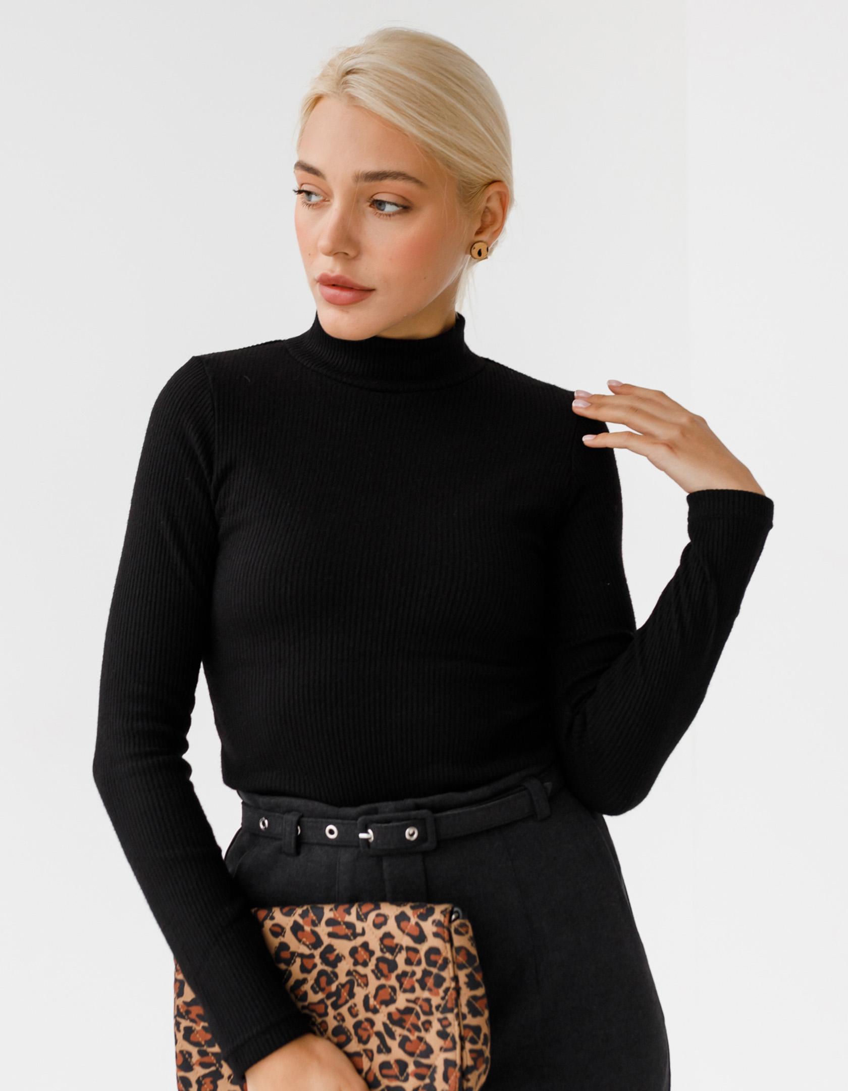 

Гольф Wear me водолазка гольф женский однотонный под горло XXL Чёрный 2W/44/29