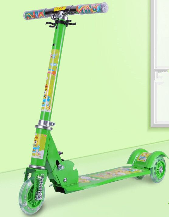 

Самокат Scooter 3 колеса Green (805)