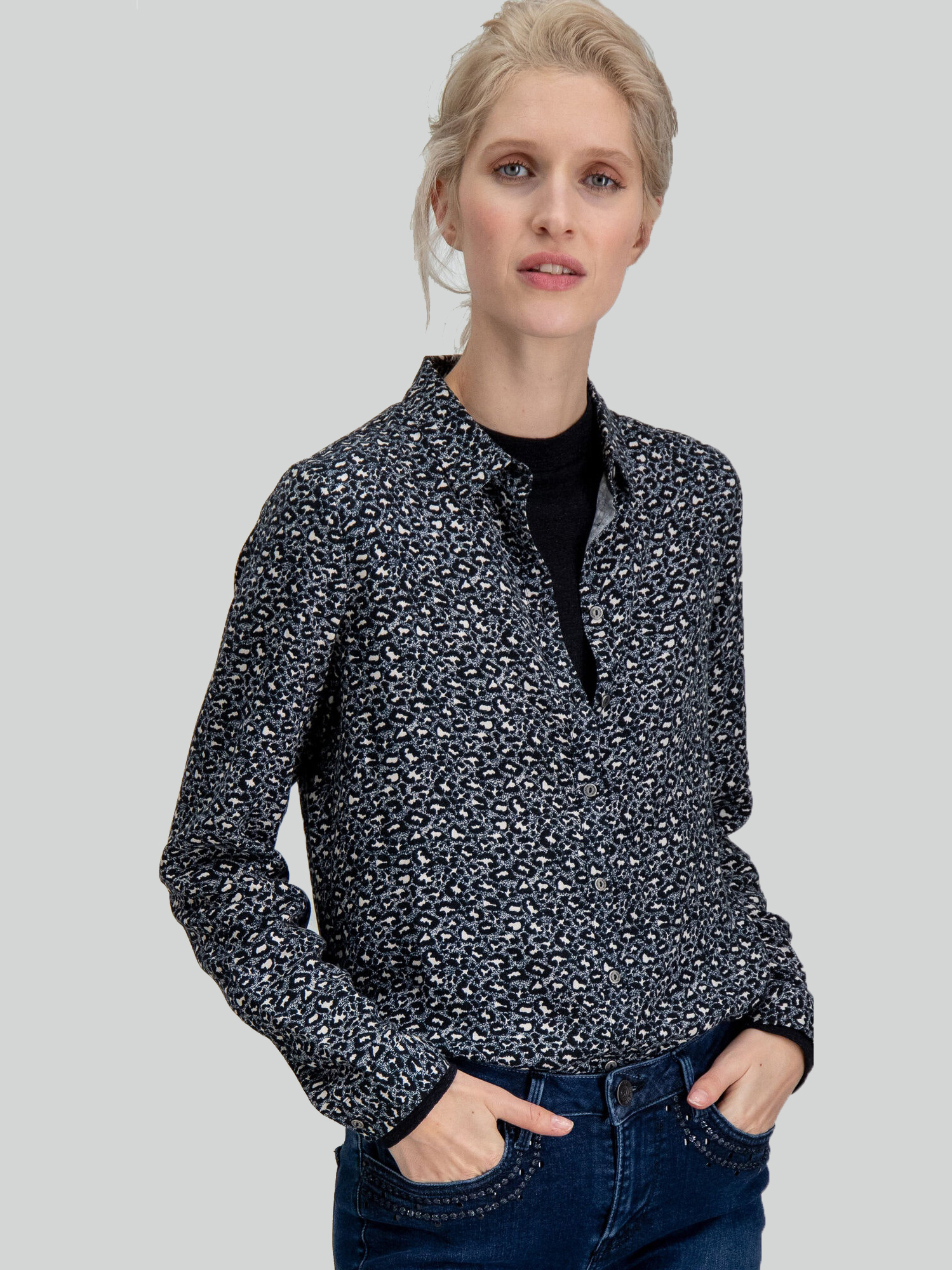 

Рубашка Garcia Jeans I90030-60  Черная, Рубашка Garcia Jeans I90030-60 XS Черная