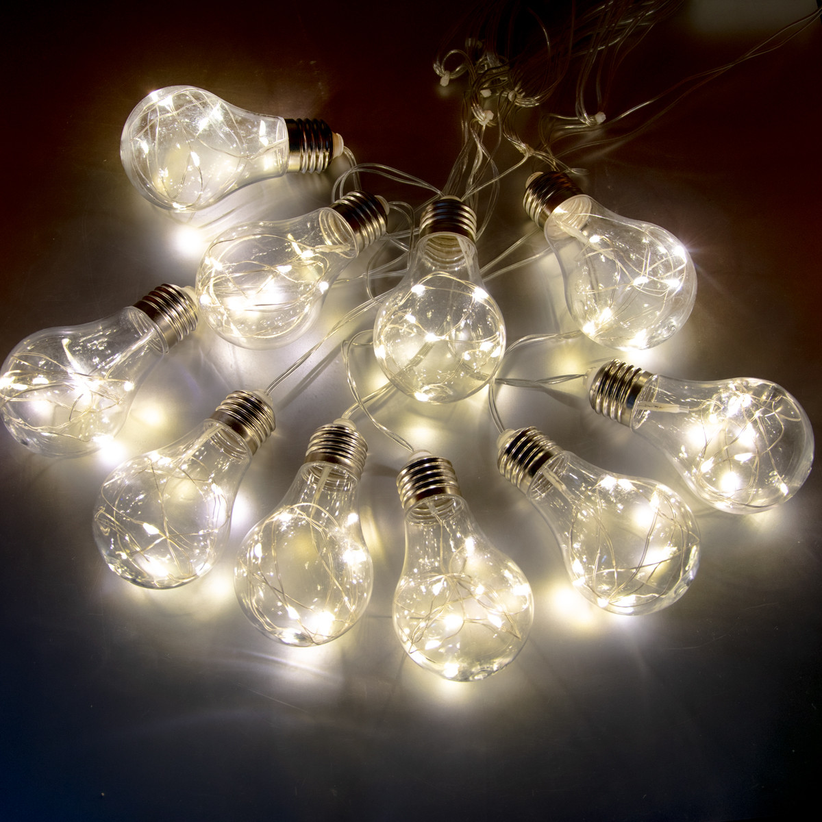 

Гирлянда светодиодная Саме То из лампочек Xmas 80 LED 4.3 м Теплый белый (10 ламп)
