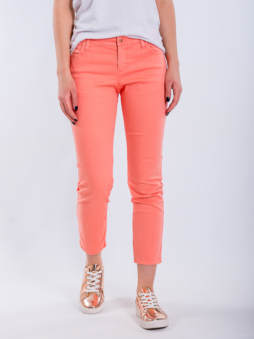 

Джинсы Armani Jeans V5J90EU  Персиковый, Джинсы Armani Jeans V5J90EU S Персиковый