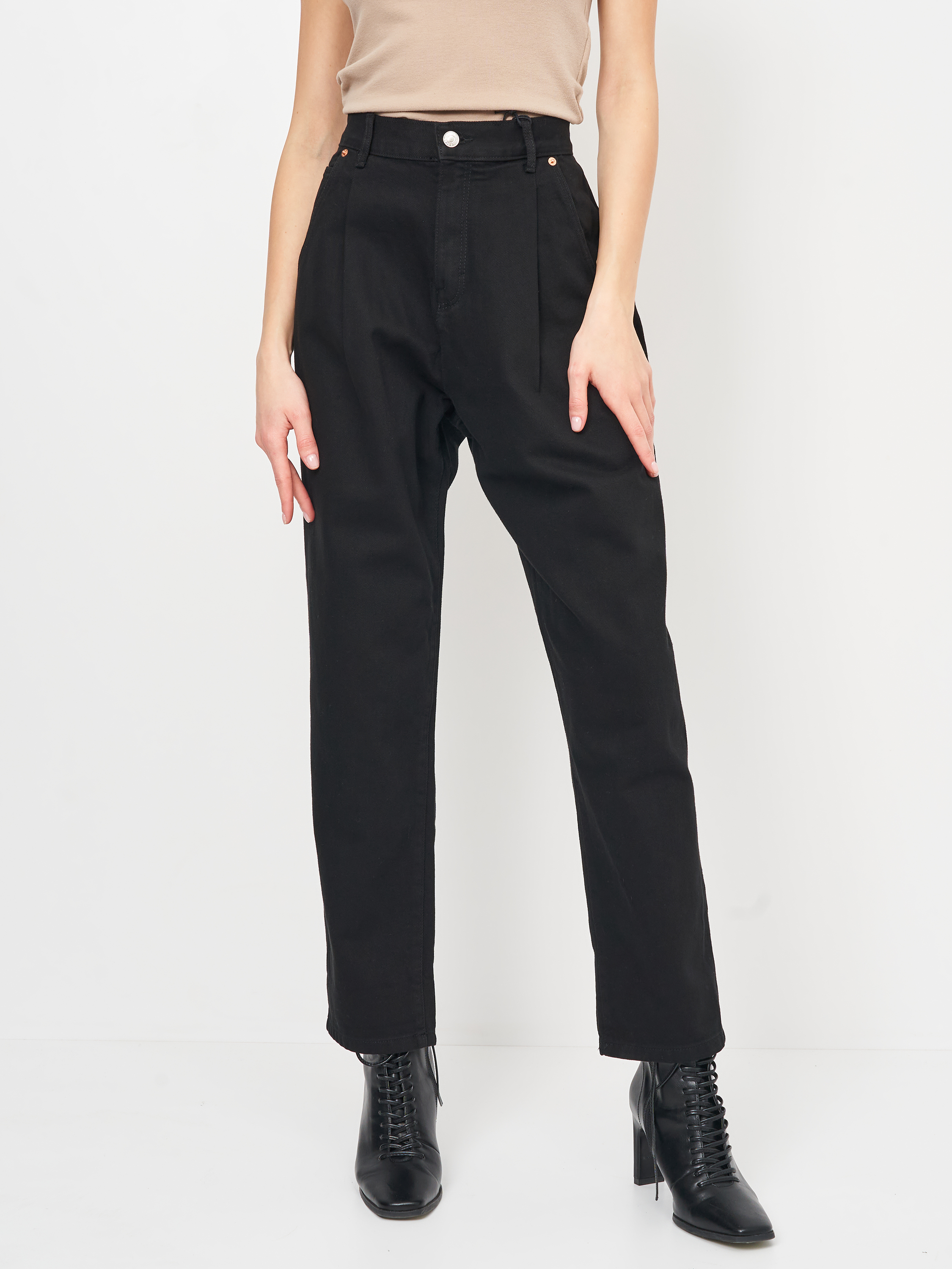 

Брюки Pull & Bear 5670/312/800 38 Черные