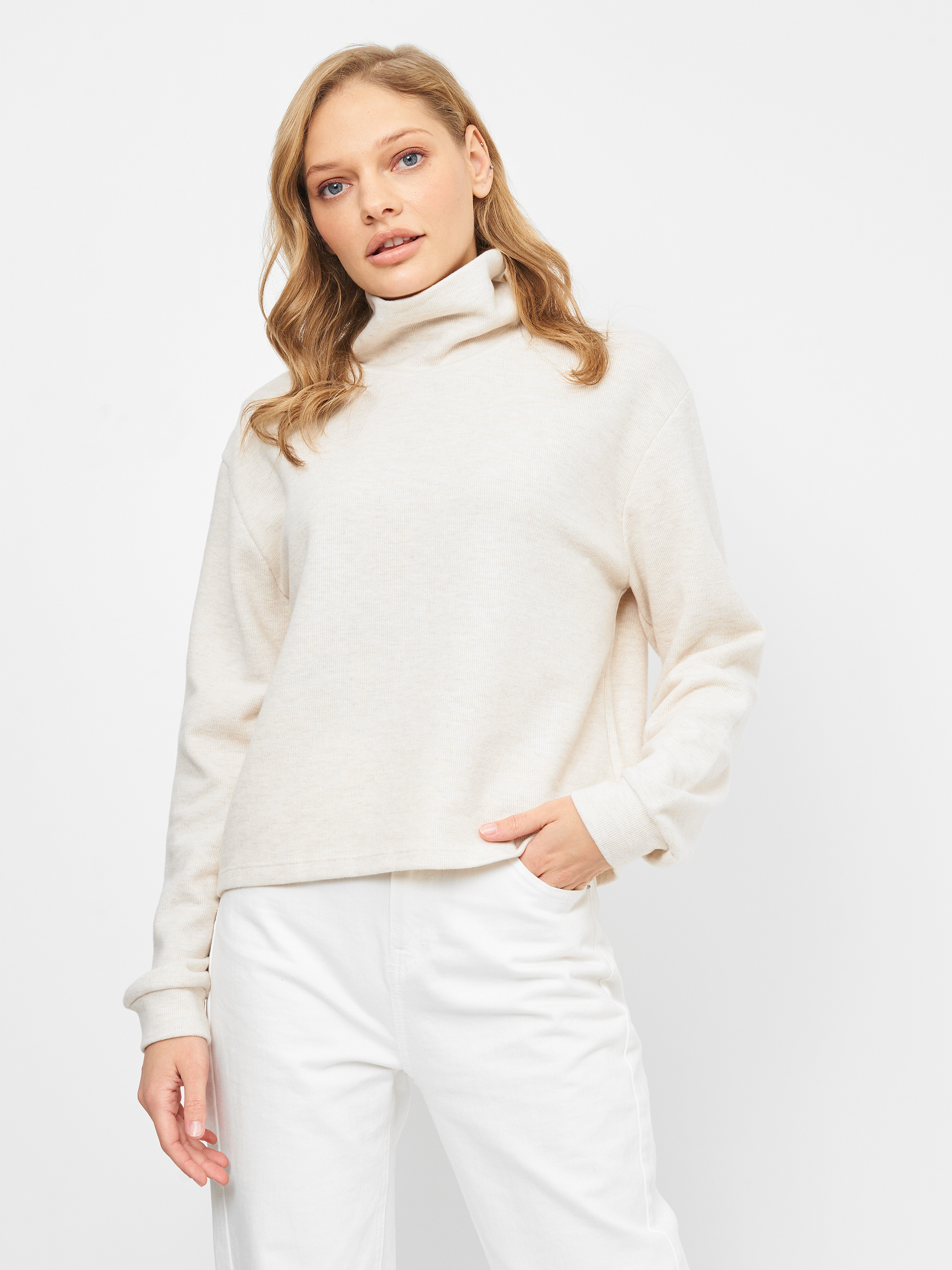 

Водолазка Pull & Bear 5596/348/712 M Белая