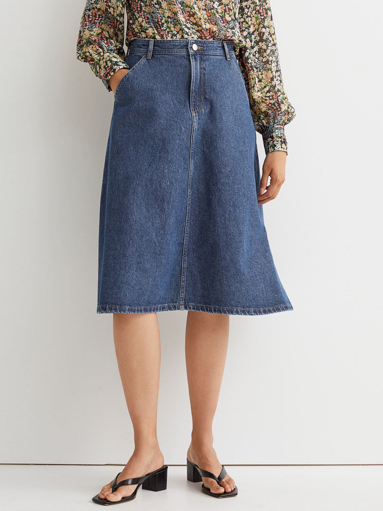 

Юбка джинсовая H&M 8732022bar 42 Синяя