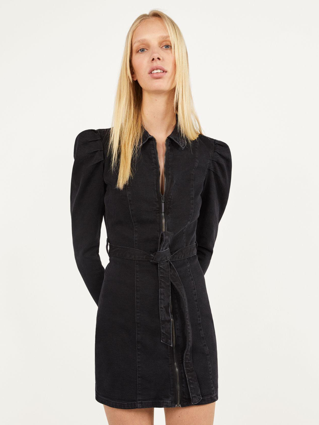

Платье джинсовое Bershka XAZ262337MZML  Черное, Платье джинсовое Bershka XAZ262337MZML XS Черное