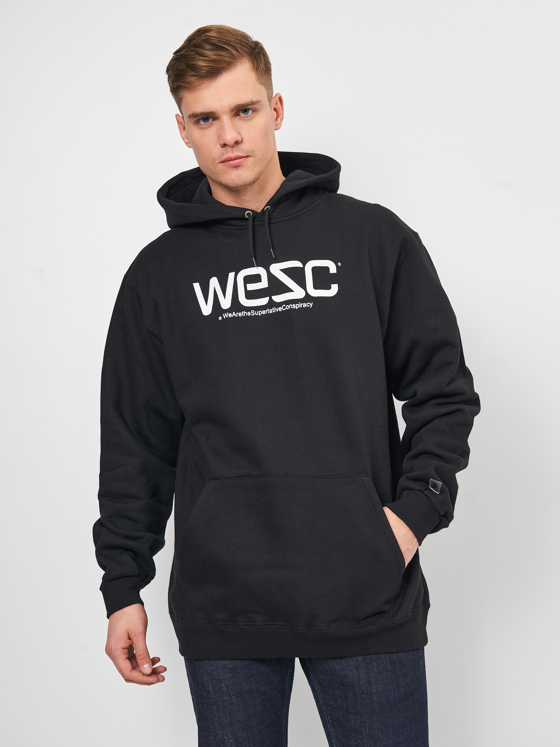 

Худи WESC 8401728 XXL Черное