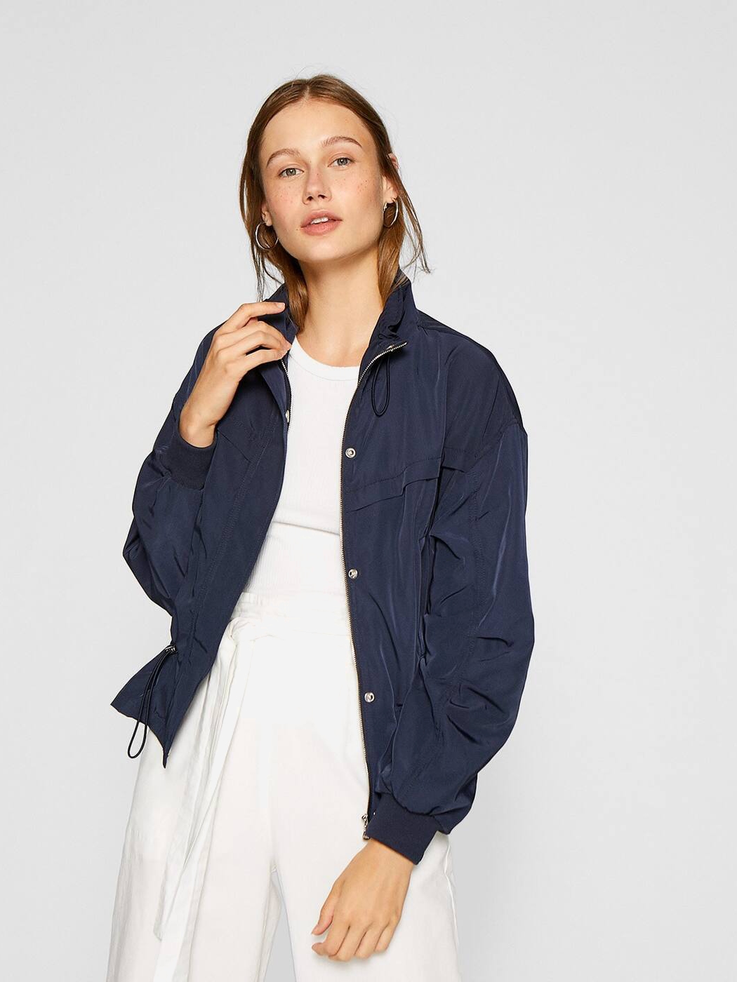 

Ветровка Stradivarius 05730344010  Синяя, Ветровка Stradivarius 05730344010 S Синяя