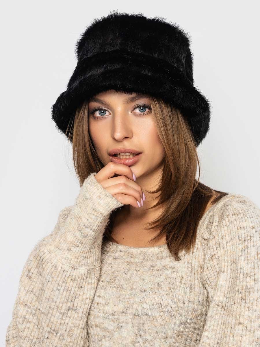 

Панама из эко меха Grand Furs черная pn-010-black