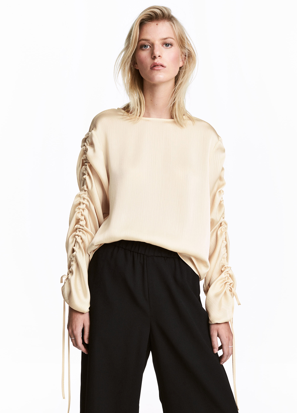 

Блузка H&M  Бежевый 0510556_03, Блузка H&M 46 Бежевый 0510556_03