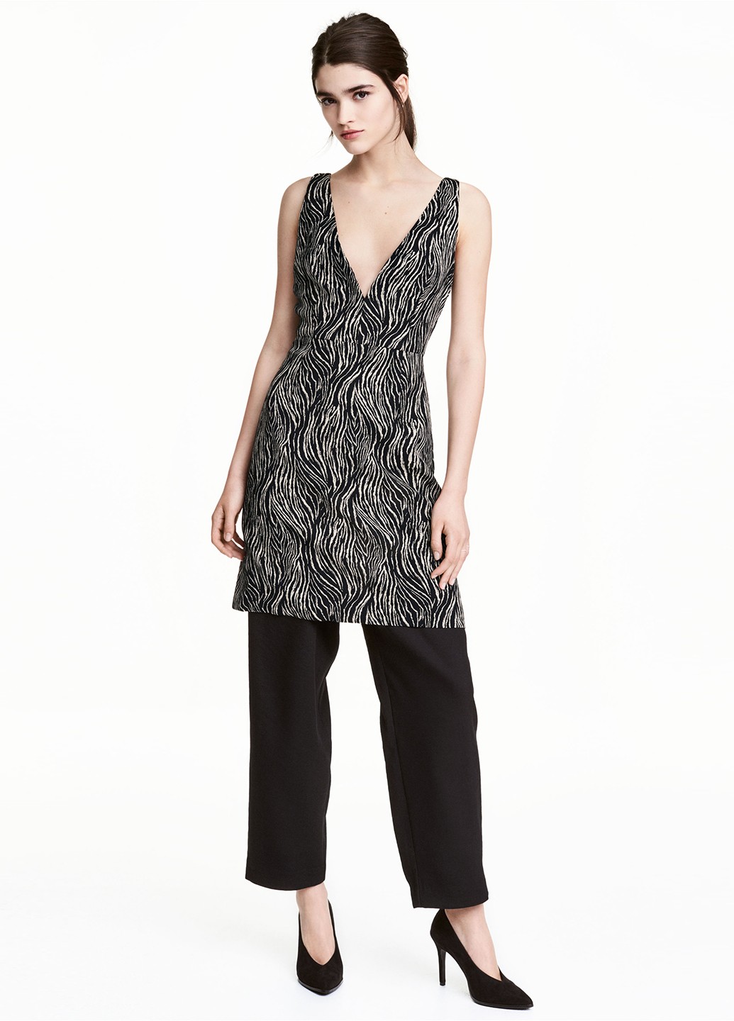 

Платье H&M 38 Черный 0493484_01