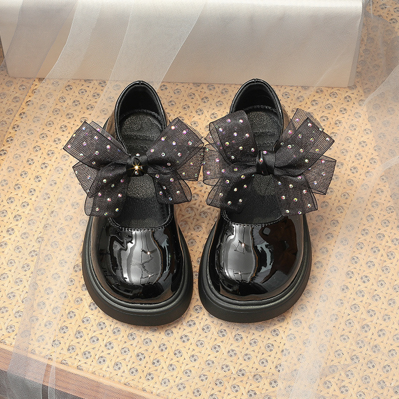 

Туфли детские лакированные с бантом в блестках 30 18,5см Черный (16911)