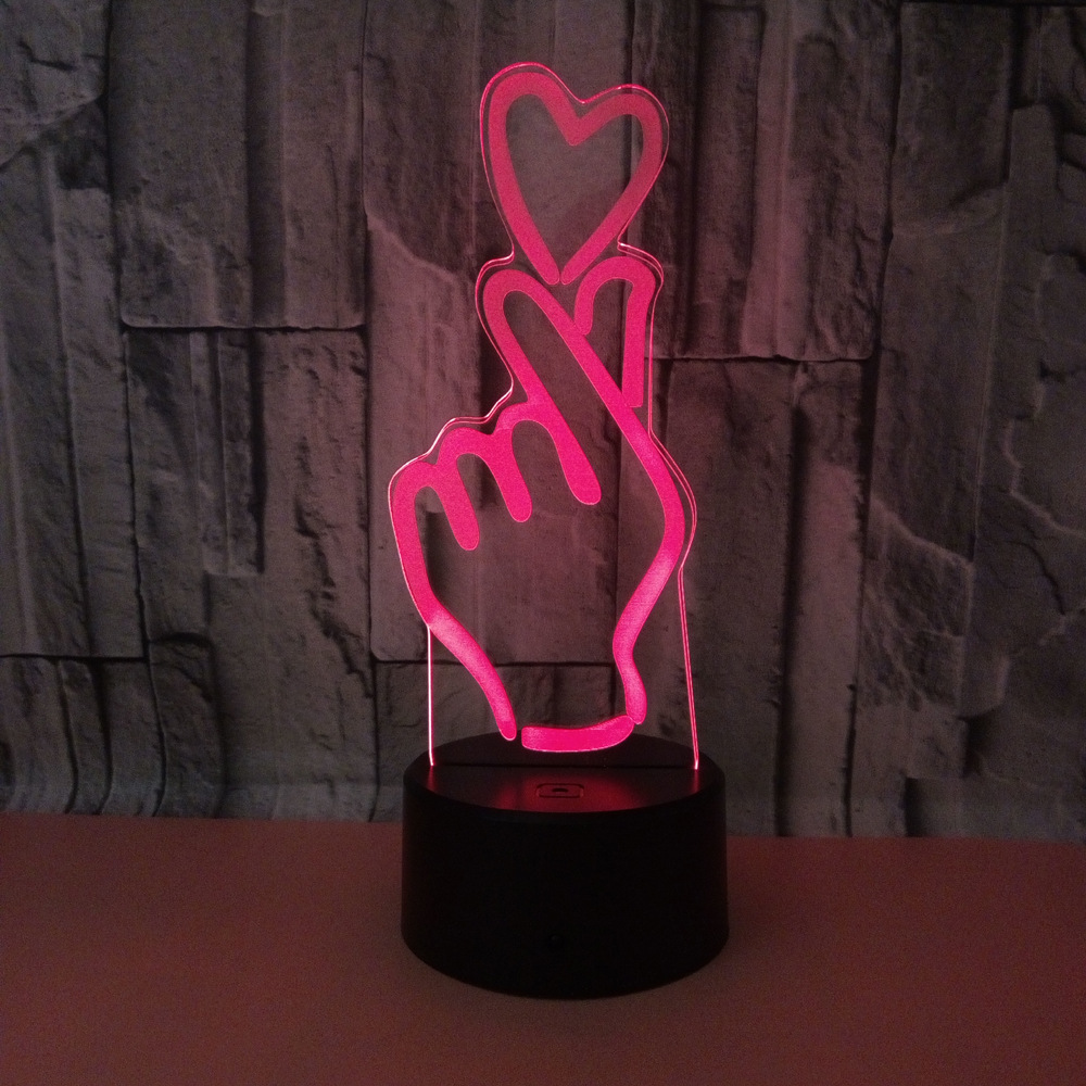 

3D светильник с пультом и аккумулятором 3D Lamp Рука с сердечком (LP-18010)