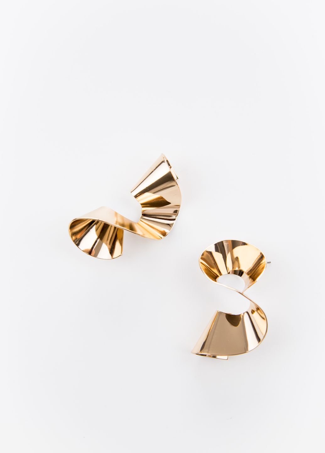 

Сережки H&M золотистый 1111243838