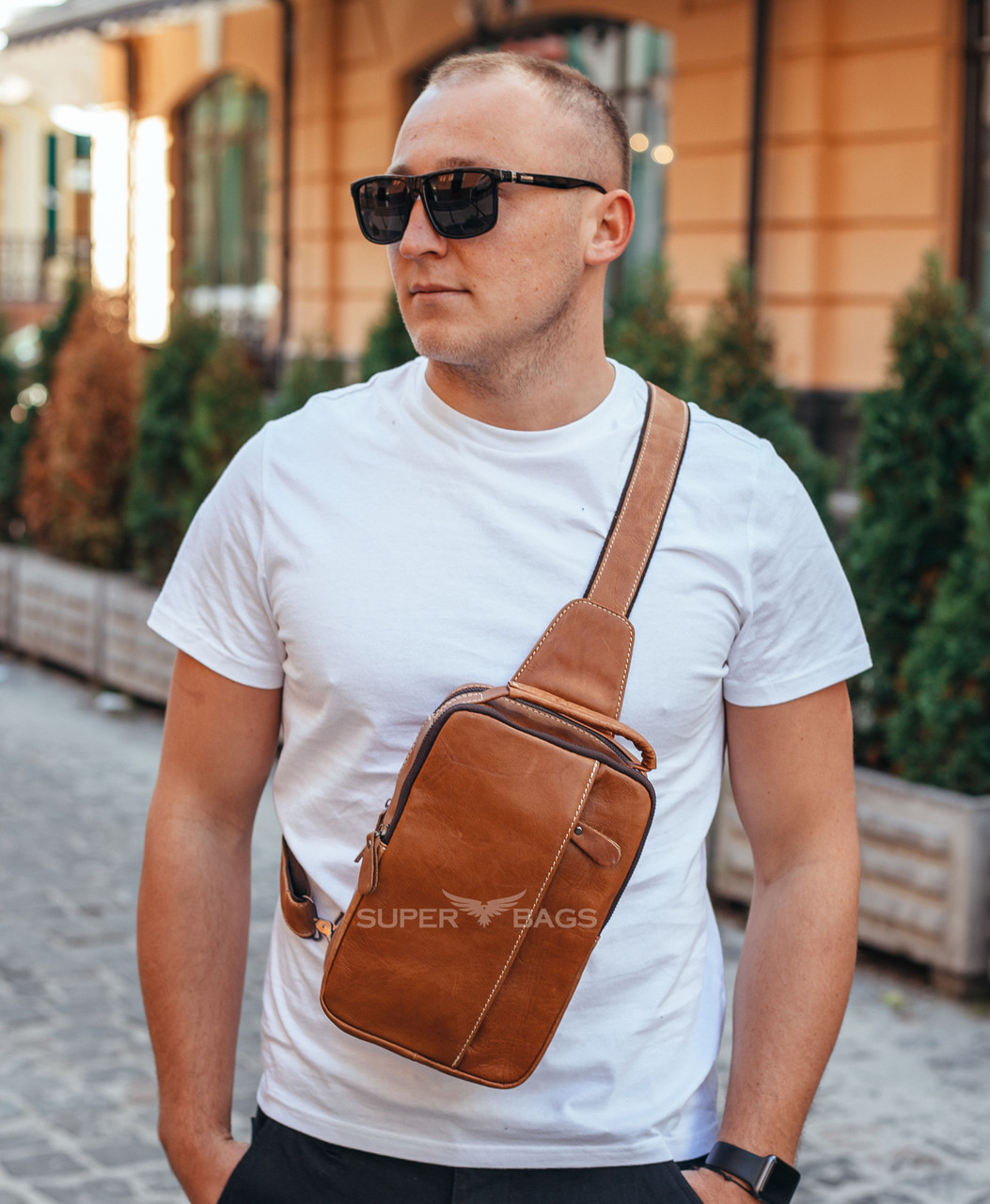

Мужская кожаная сумка через плечо Tiding Bag Коричневый 7 x 16 x 29 см 14403