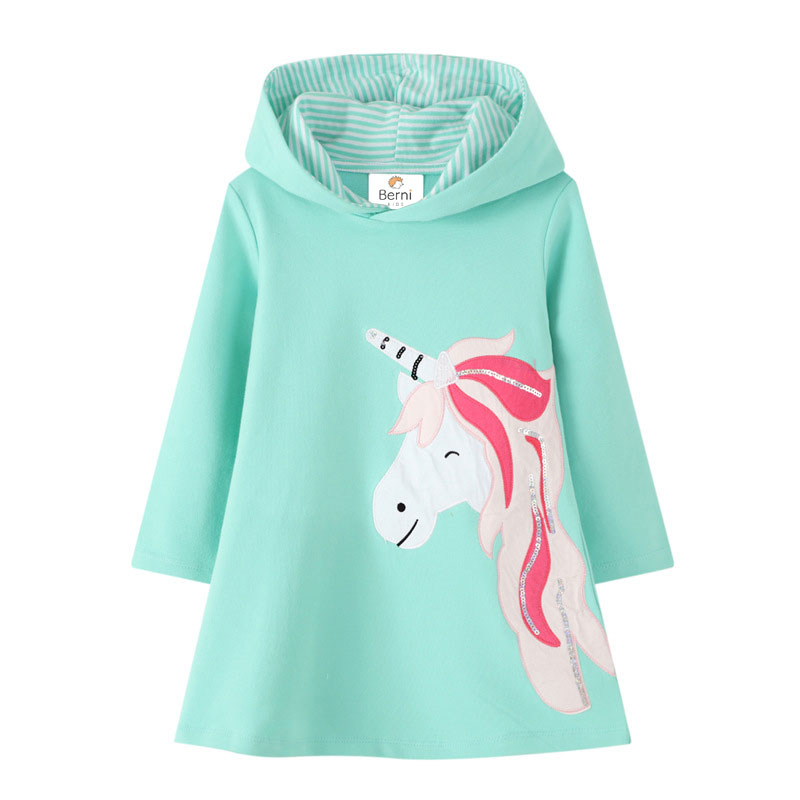 

Платье для девочки с капюшоном и рисунком единорога бирюзовое White unicorn Berni Kids (120)
