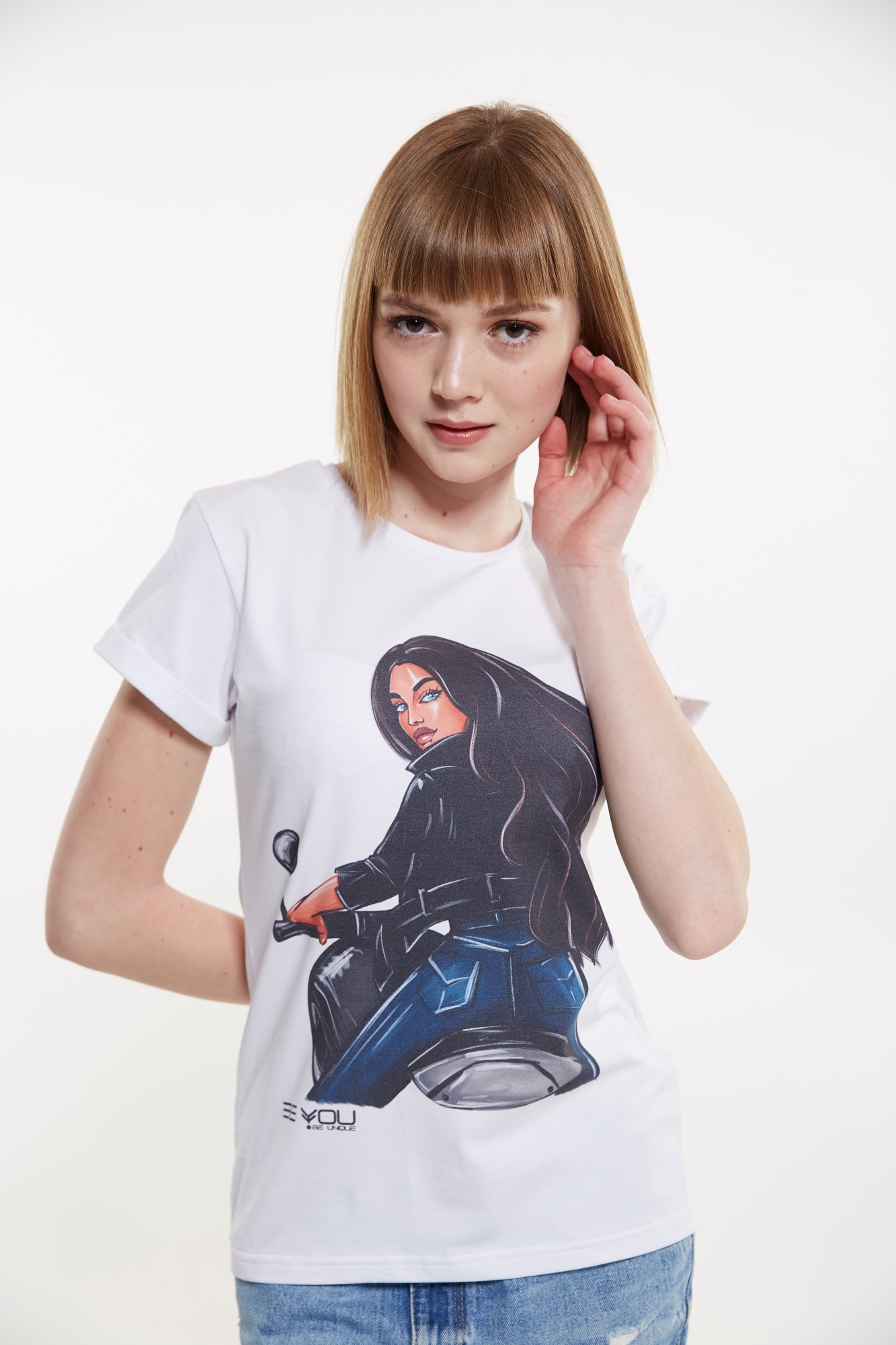 

Футболка BE UNlQUE  Белая (0003-White, Футболка BE UNlQUE M Белая (0003-White-M)