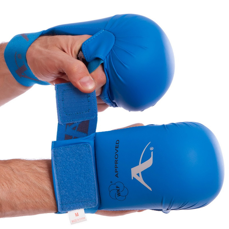 

Перчатки для карате Arawaza Heroe 7250 размер M Blue