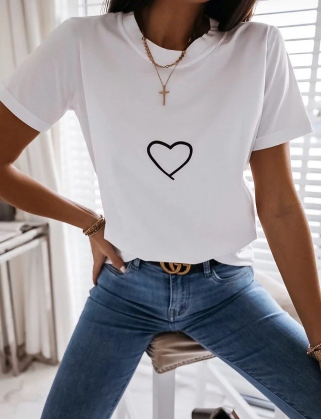 

Футболка HEART onesize - универсал Белая, Футболка HEART onesize 42-46 универсал Белая