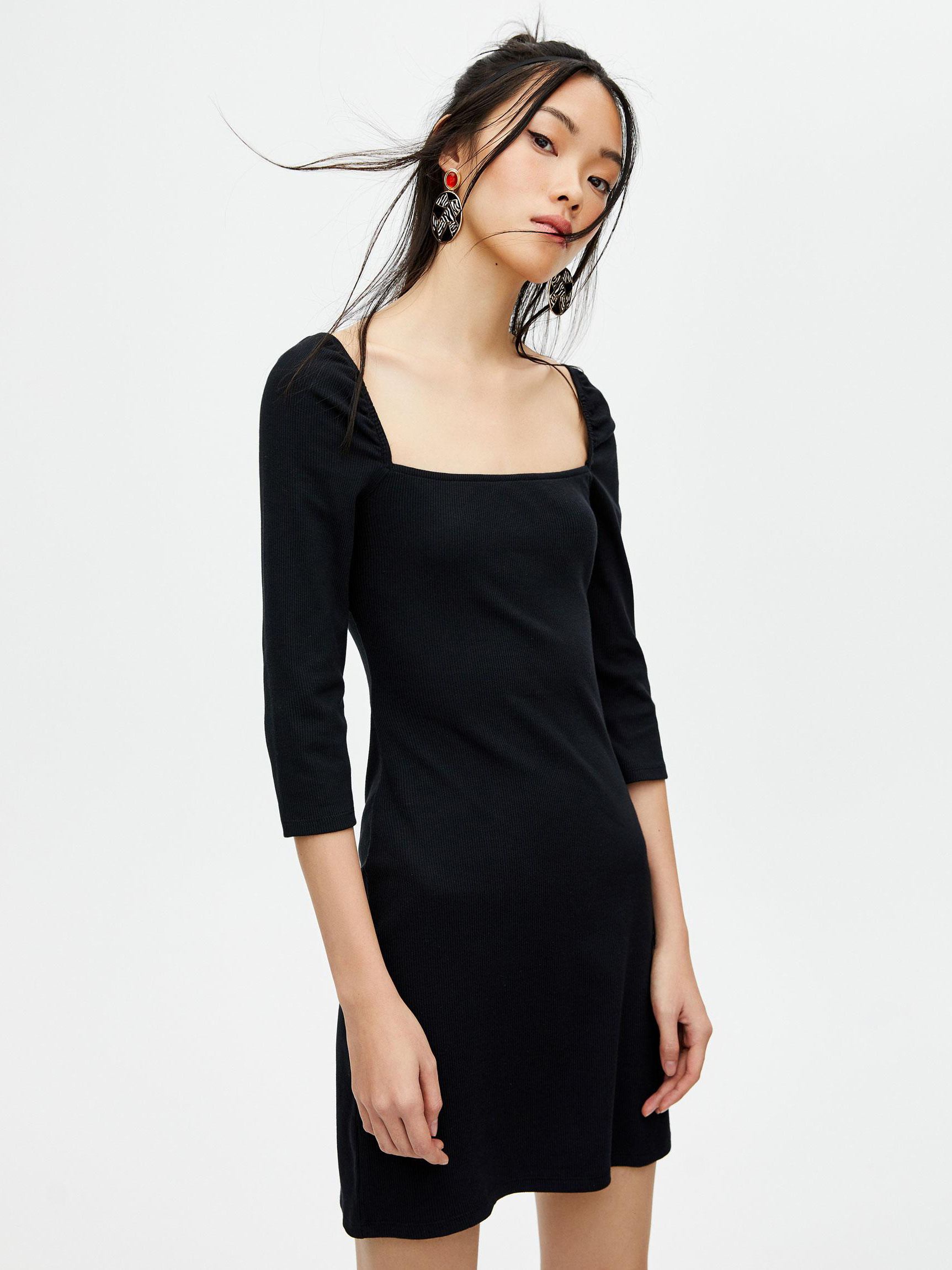 

Платье Pull & Bear 5390/390/800  Черное, Платье Pull & Bear 5390/390/800 S Черное