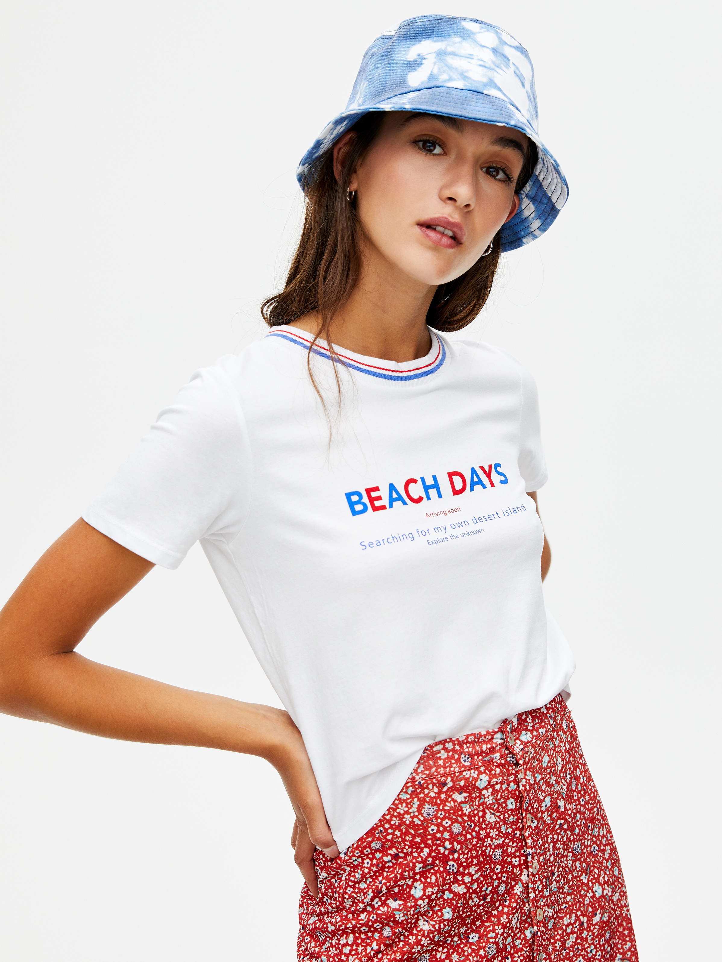 

Футболка Pull & Bear 5247/306/250  Белая, Футболка Pull & Bear 5247/306/250 XL Белая