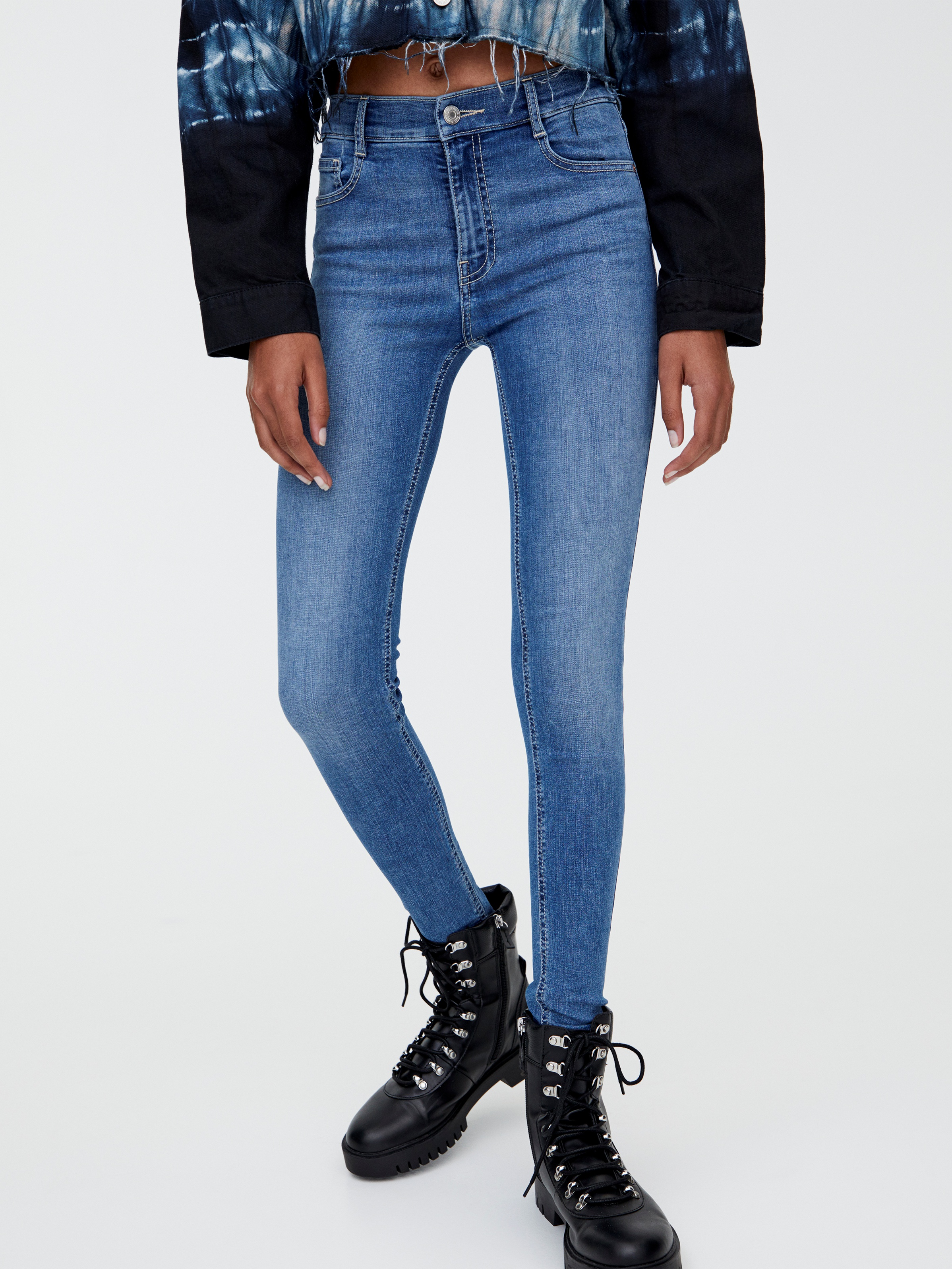 

Джинсы Pull & Bear 5683/308/407  Голубые джинс, Джинсы Pull & Bear 5683/308/407 42 Голубые джинс