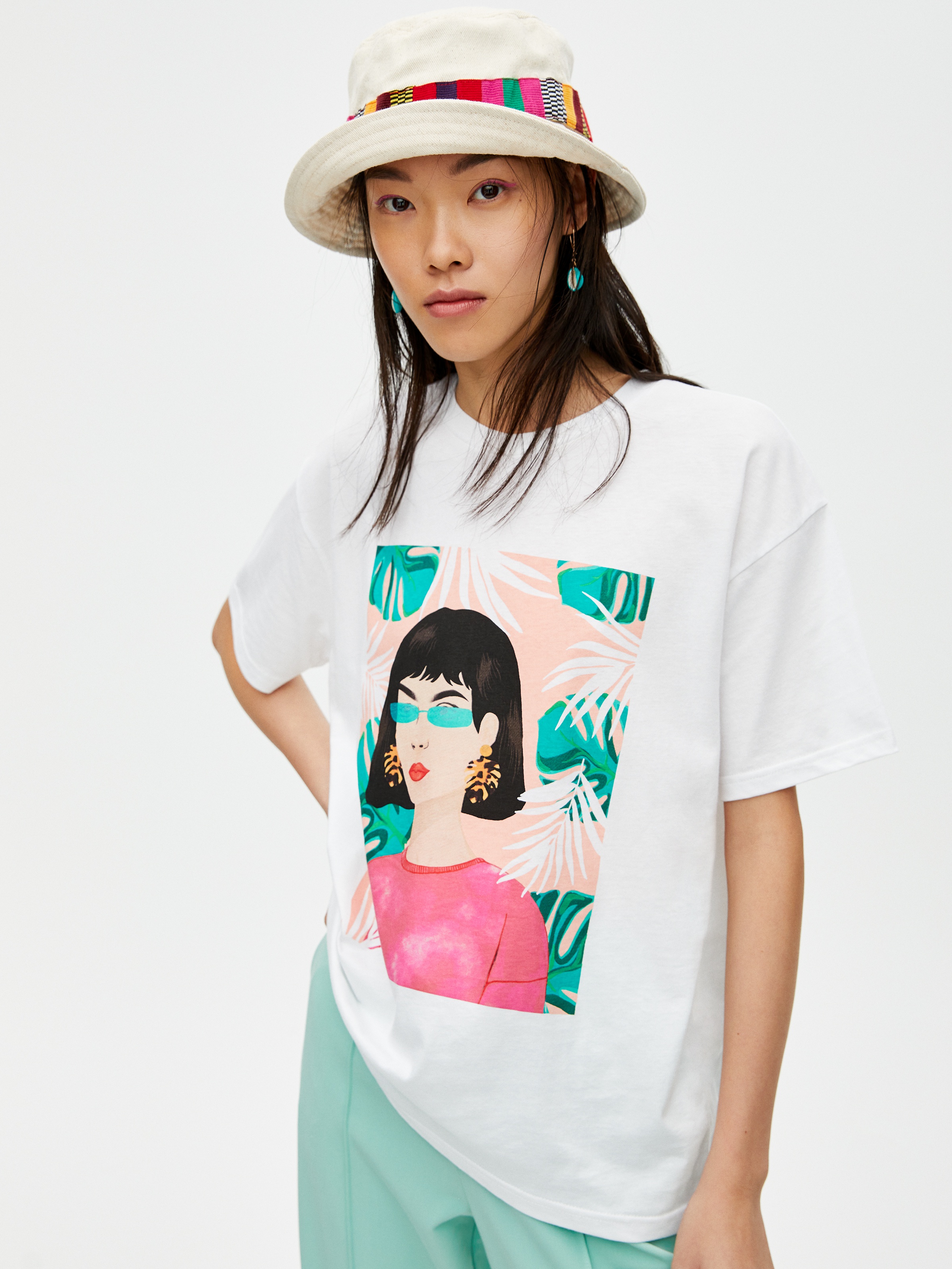 

Футболка Pull & Bear 9230/393/250  Белая, Футболка Pull & Bear 9230/393/250 S Белая