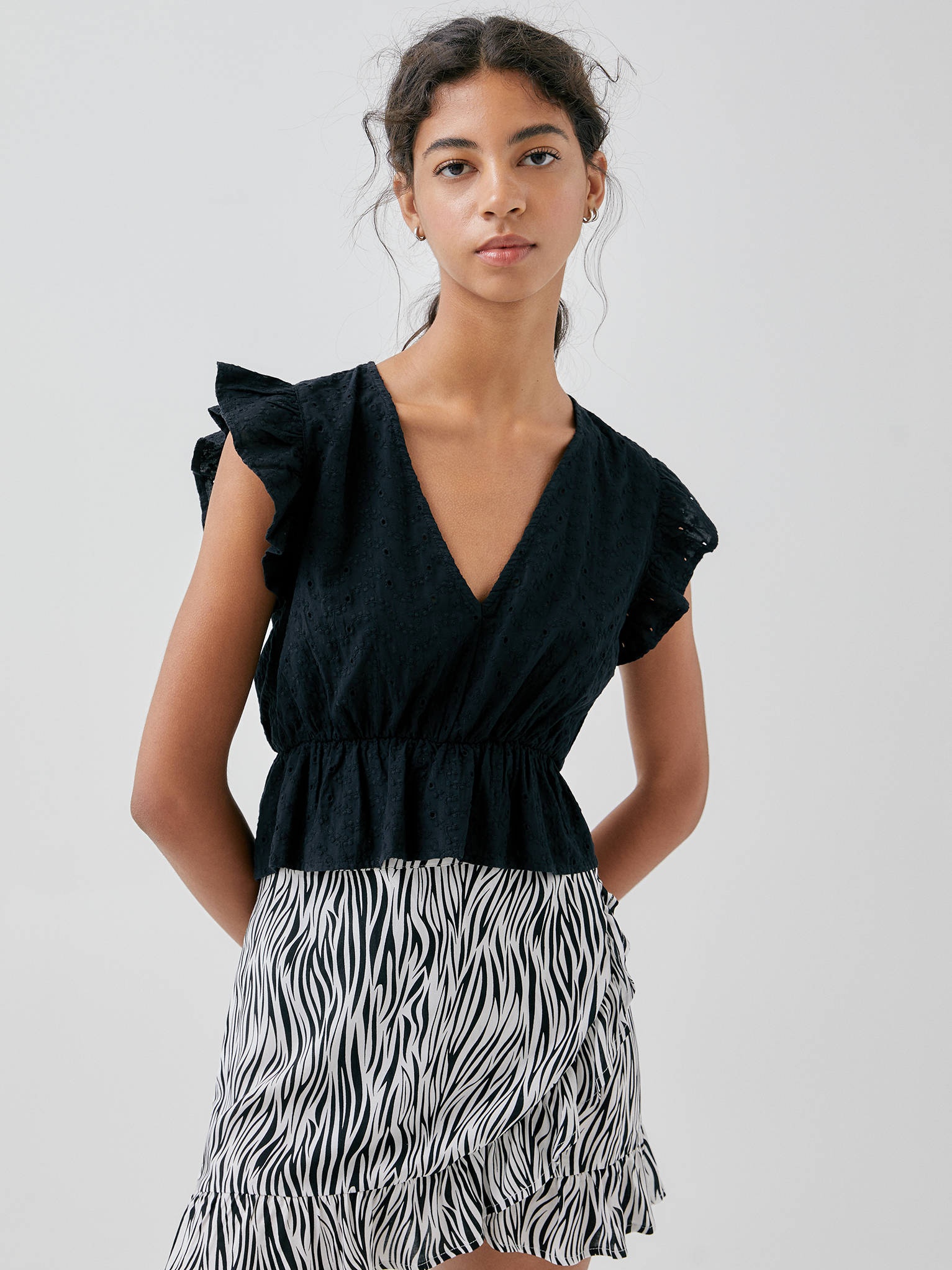 

Топ Pull & Bear 9244/347/800 S Черный