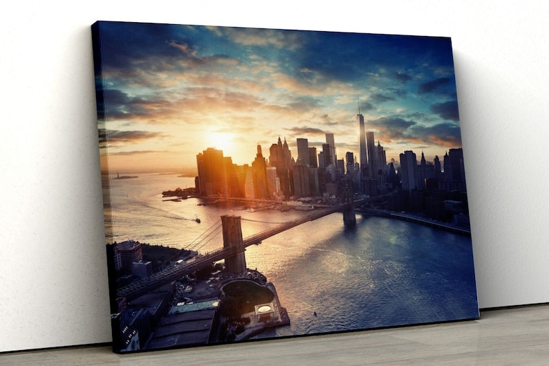 

Картина на холсте Закат на Манхэттене51x34 см (295)