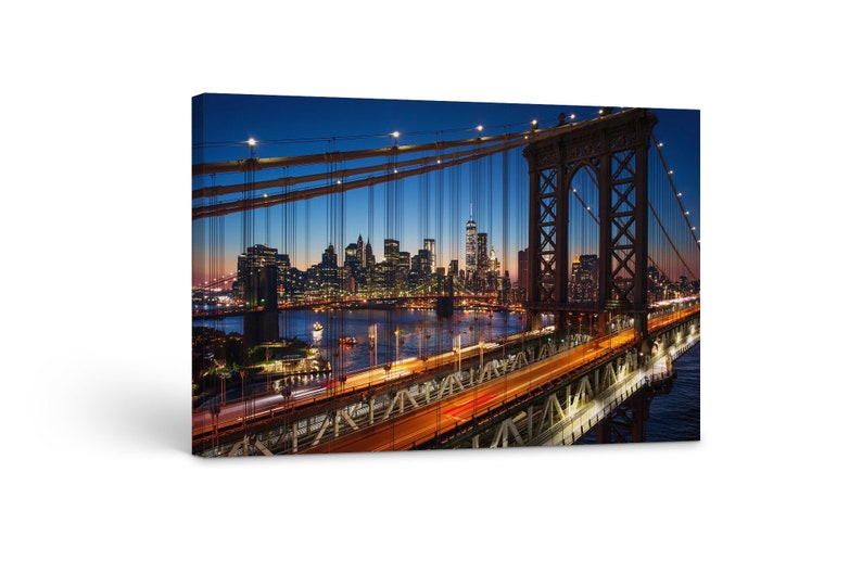 

Картина на холсте Мост и ночной Нью-Йорк51x34 см (300)