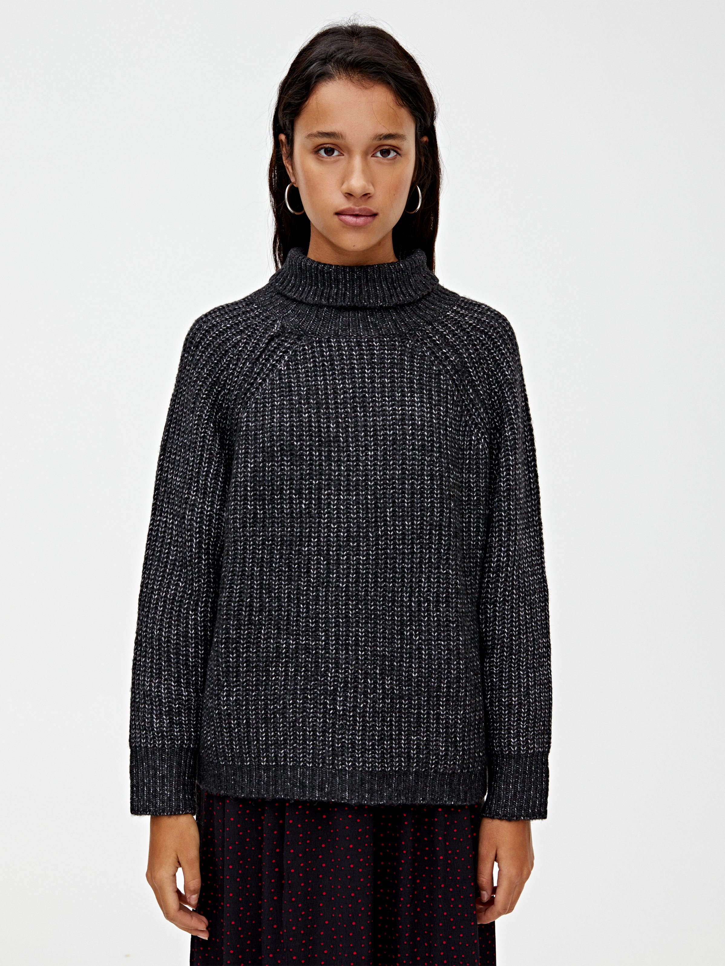 

Свитер Pull & Bear 9558/346/807 S Серый меланж