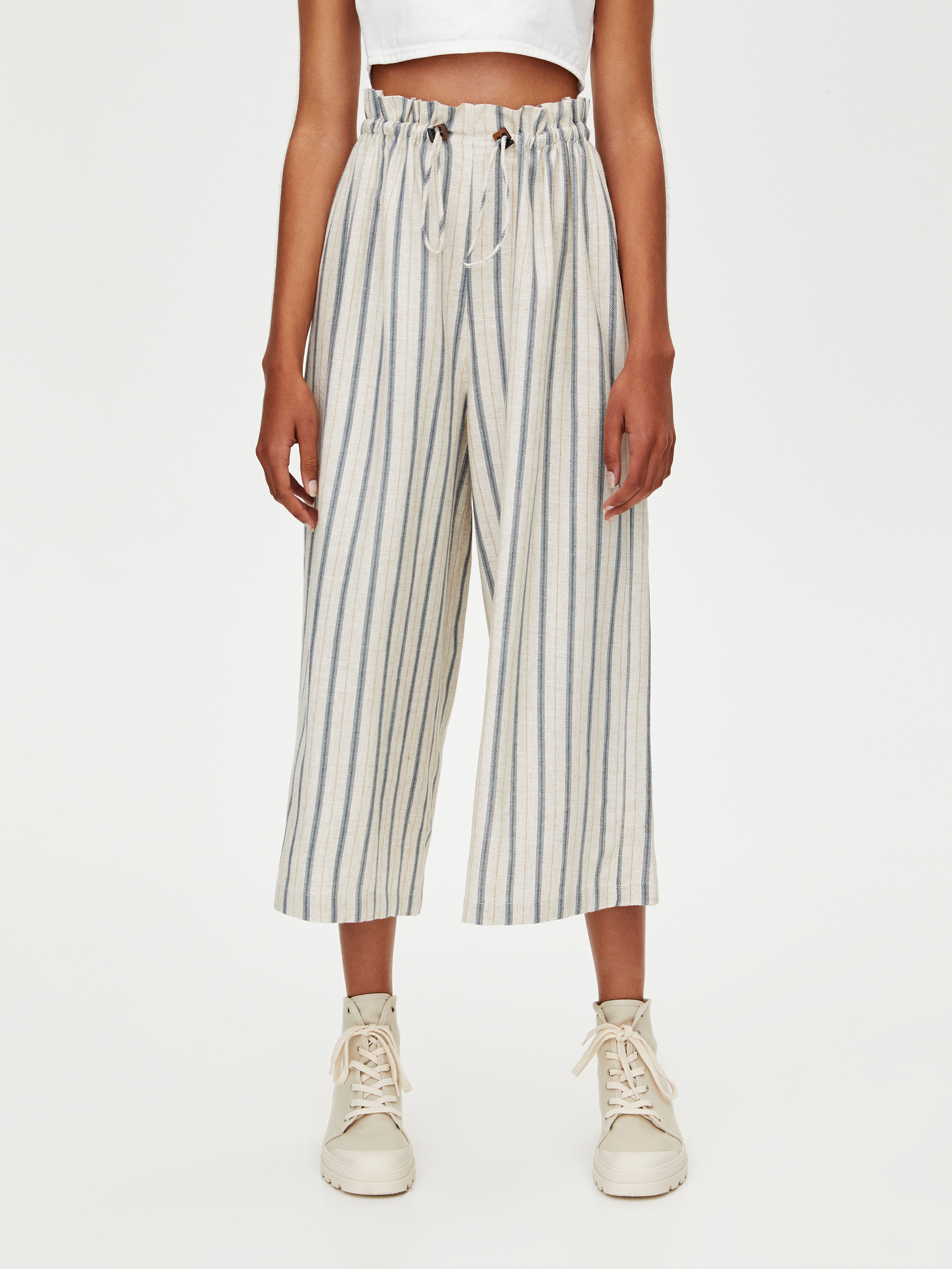 

Брюки Pull & Bear 9671/321/105  Бежевые, Брюки Pull & Bear 9671/321/105 XL Бежевые