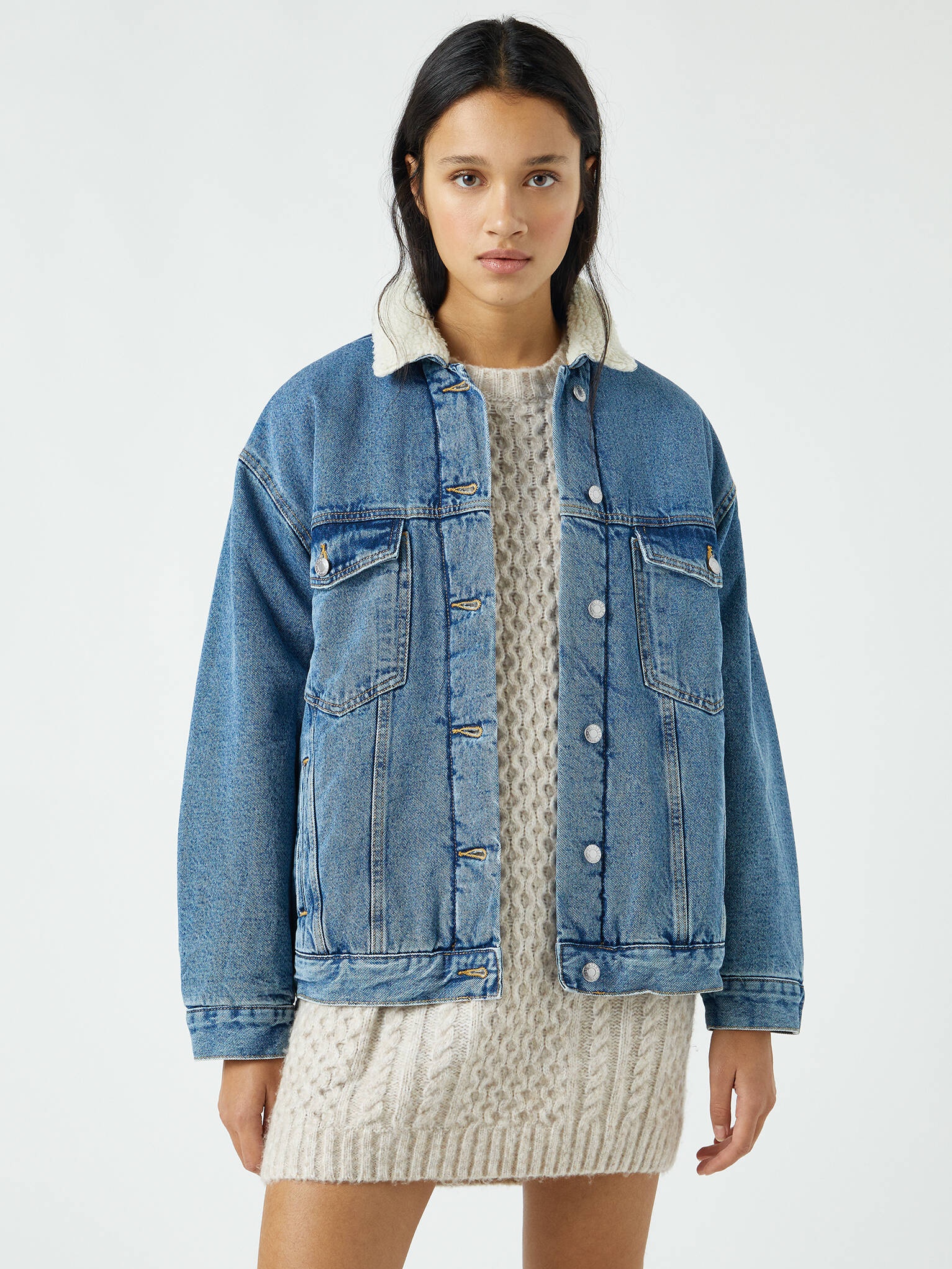 

Куртка джинсовая Pull & Bear 9710/340/400 M Голубая джинс