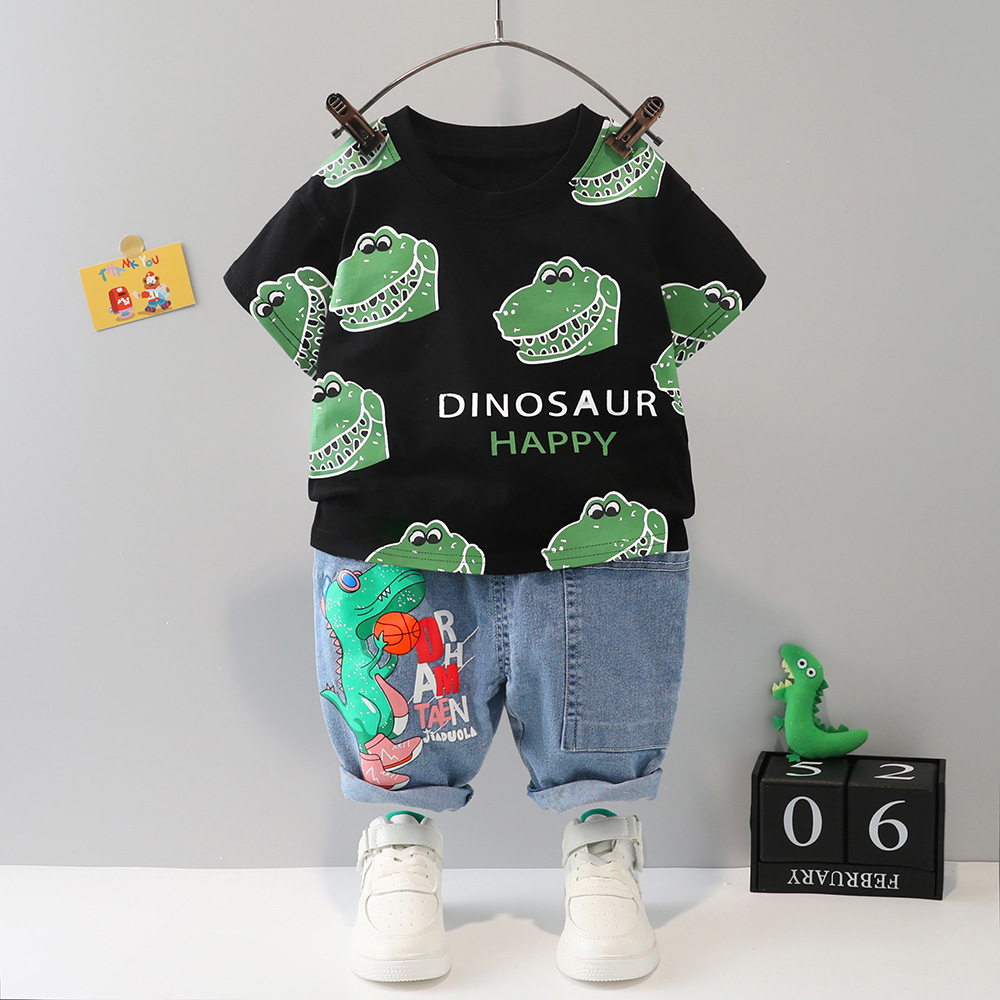 

Костюм детский DINOSAUR HAPPY для мальчиков 80см Черный (12233)