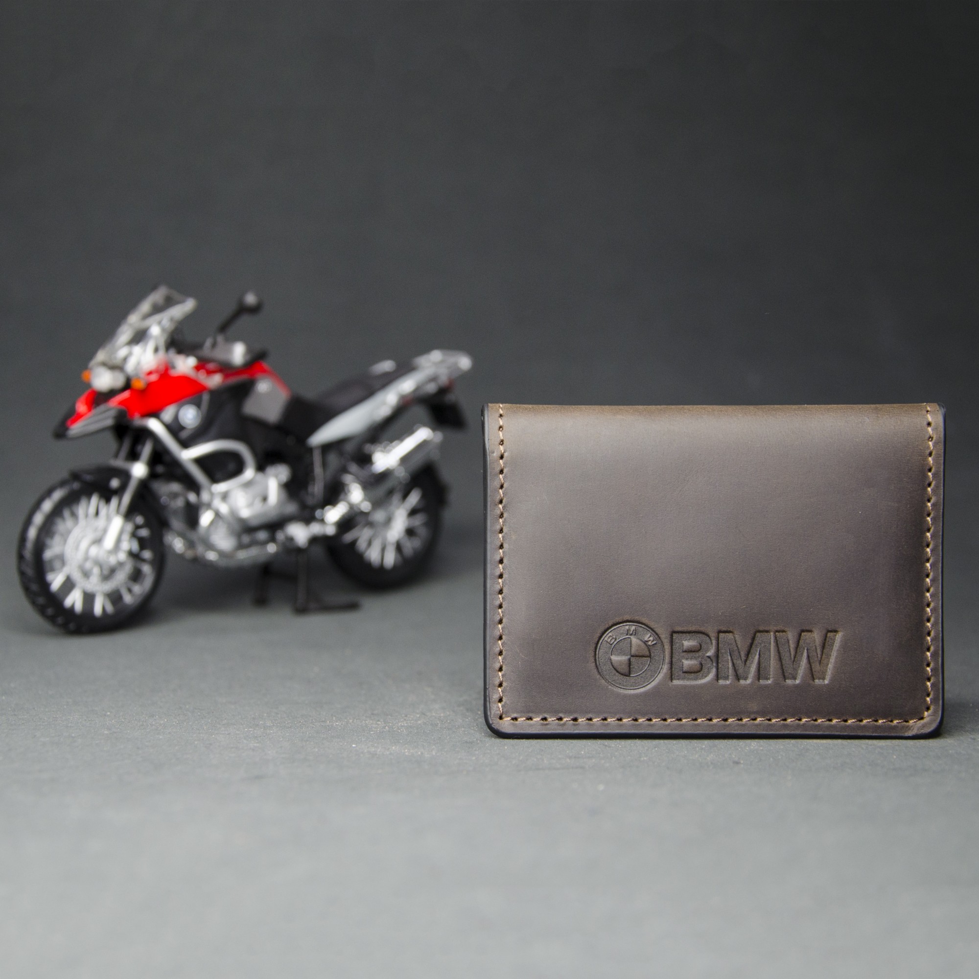 

Обложка для документов ID holder Ridl BMW коричневая матовая
