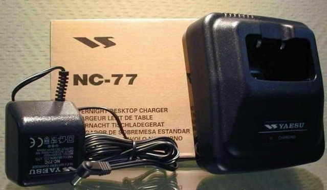 

Зарядное устройство Yaesu NC-77 для раций Yaesu/Vertex Standard