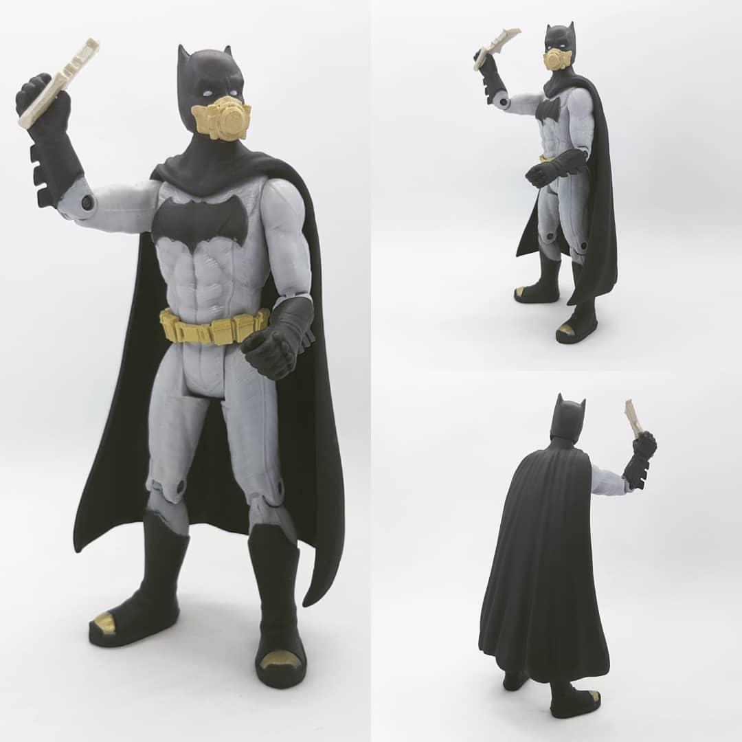 

Фигурка Funko Бэтмен под водой 10 см Отряд Самоубийц