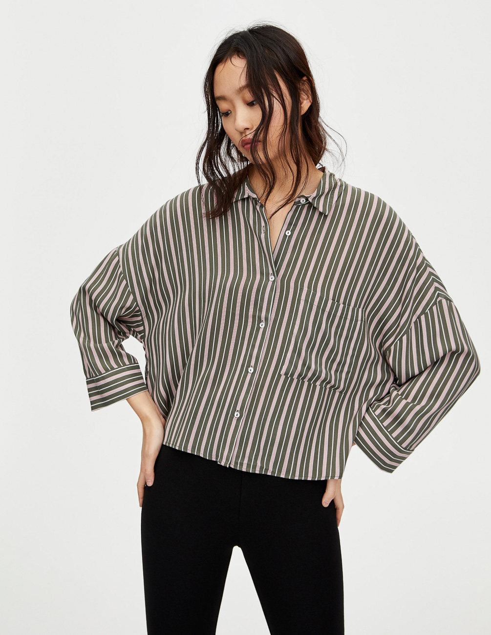

Рубашка PULL & BEAR Ж1078003 (9473/326/500) цвет зеленый, Рубашка PULL & BEAR Ж1078003 (9473/326/500) цвет зеленый S