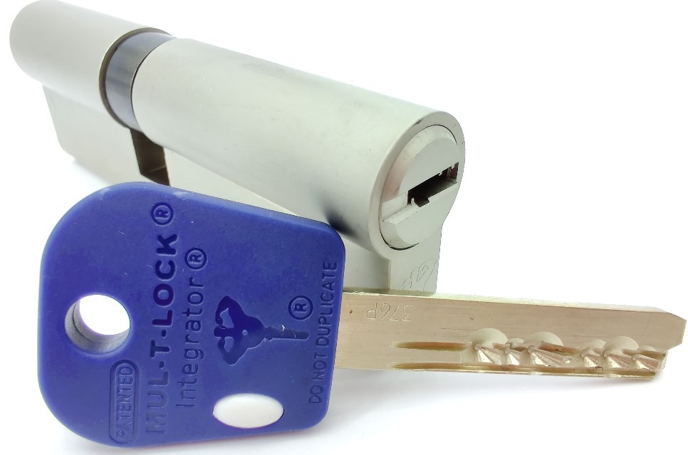 

MUL-T-LOCK INTEGRATOR ключ/ключ никель (Израиль) 100 мм 50x50