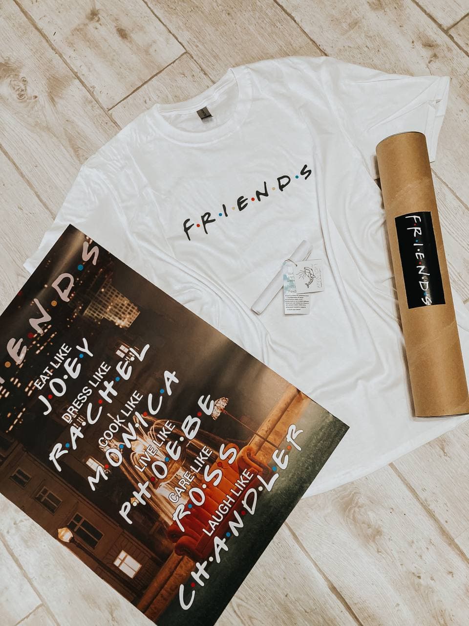 

Подарочный тубус с декором Mr. Kitman "Friends" (9737)