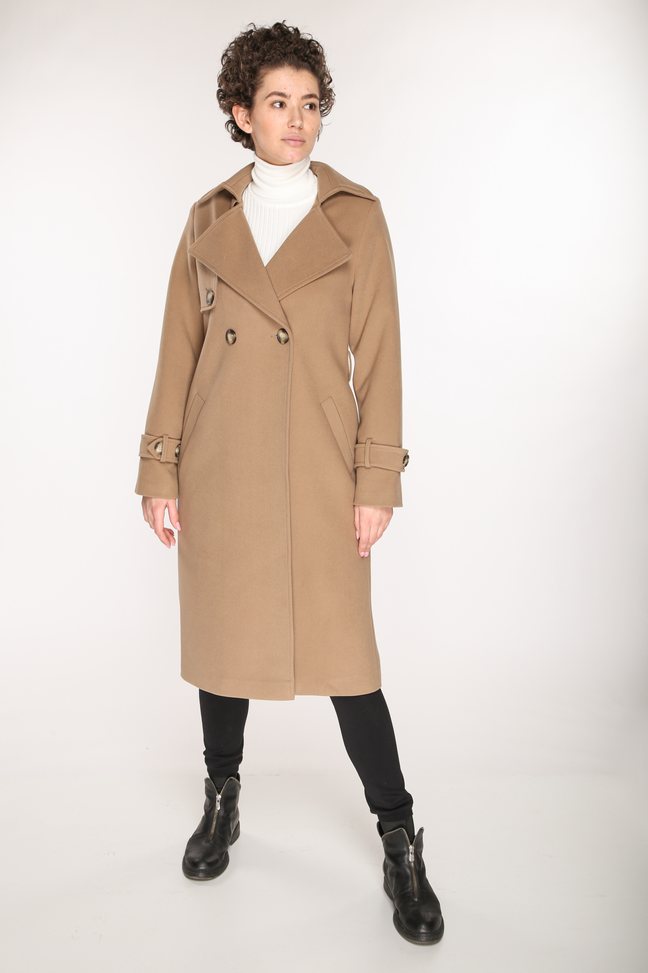 

Пальто Перекрёсток 350 42 Бежевий