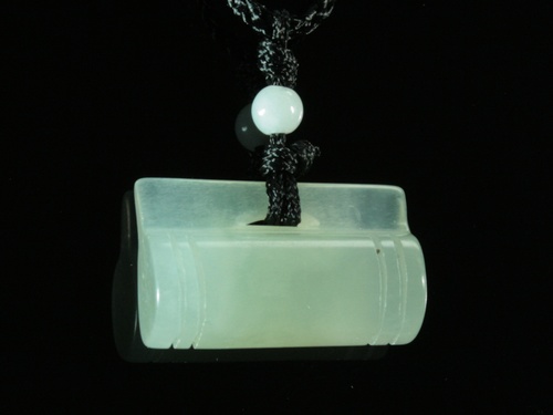 

Амулет кулон Нефритовый Сундук Semantic Jewelry 2.5 x 1.4 x 1.0 см