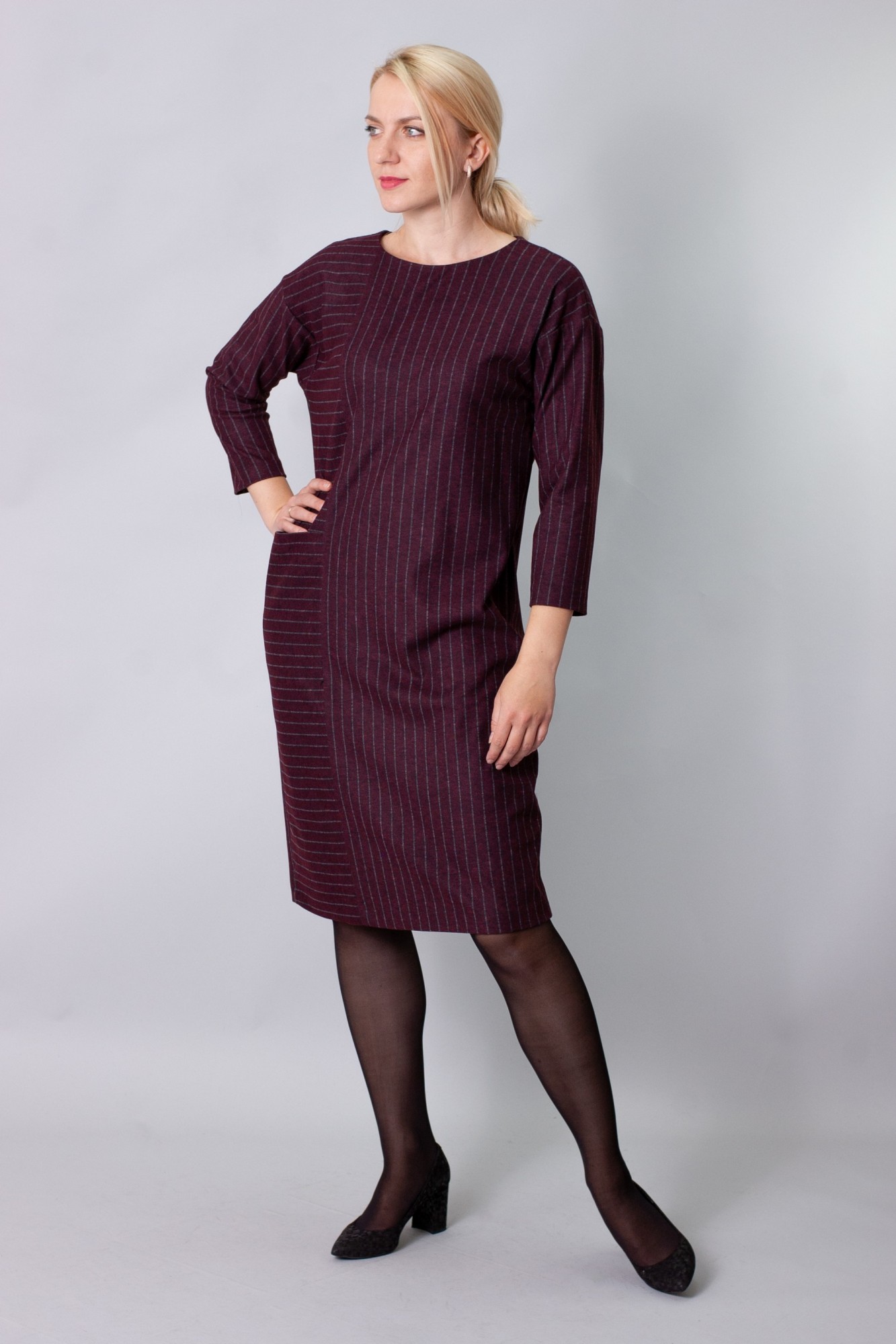 

Сукня жіноча Stefanie L D548 бордовий 38р